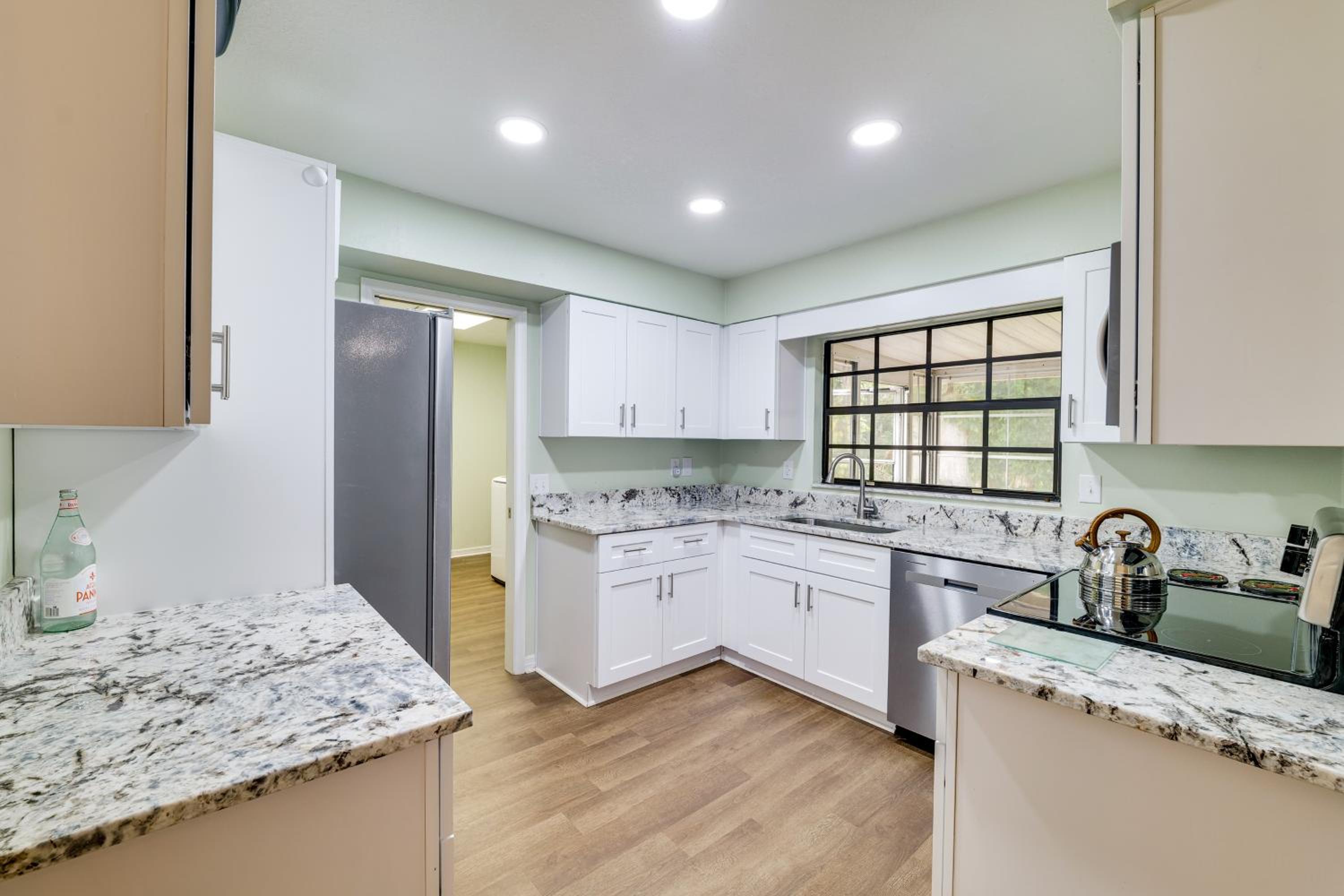Bring Your Boat! Canal-Front Tavares Home with Dock