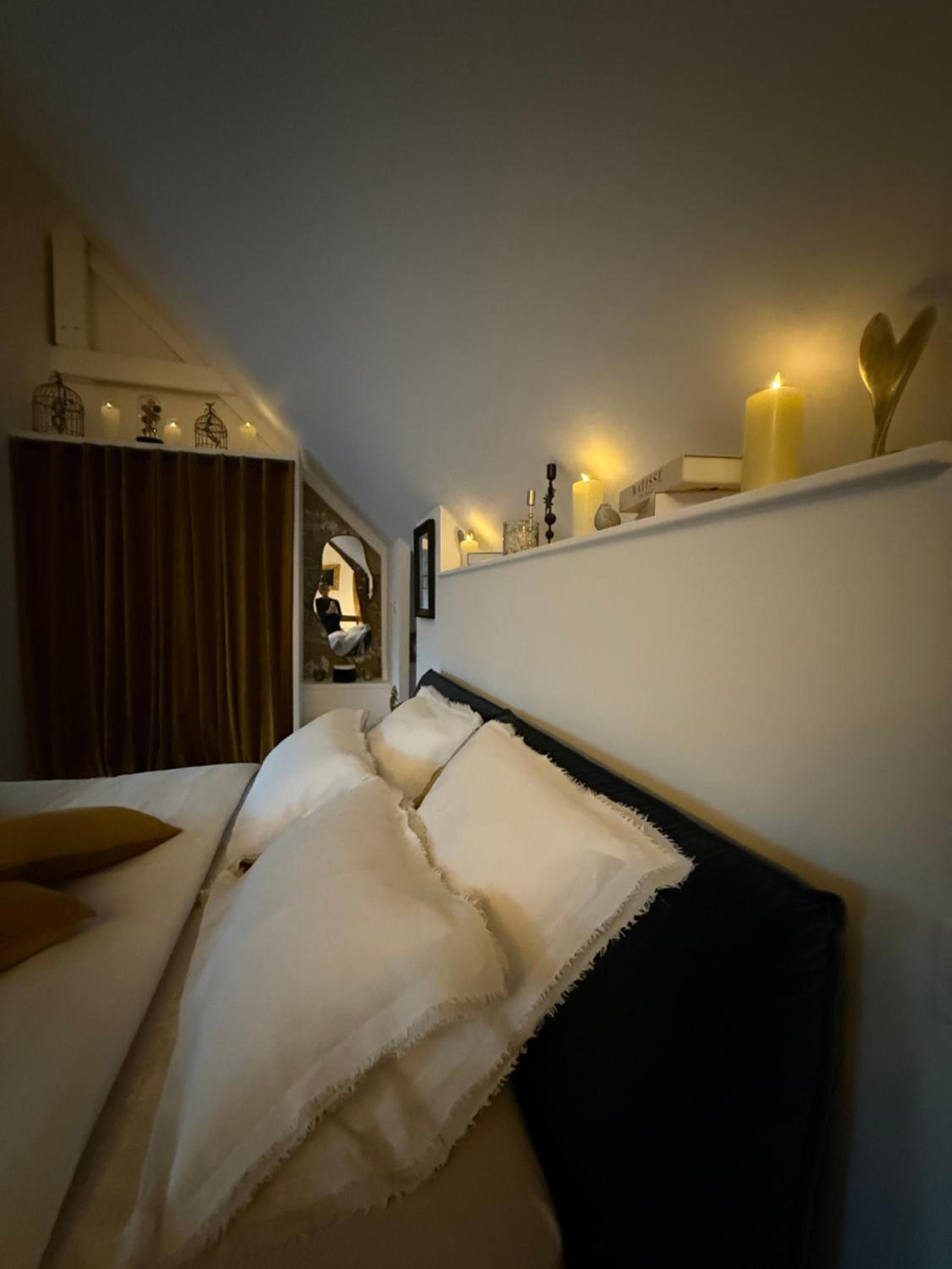 ECRIN DE CHARME 4 étoiles Jacuzzi privé 2 pers
