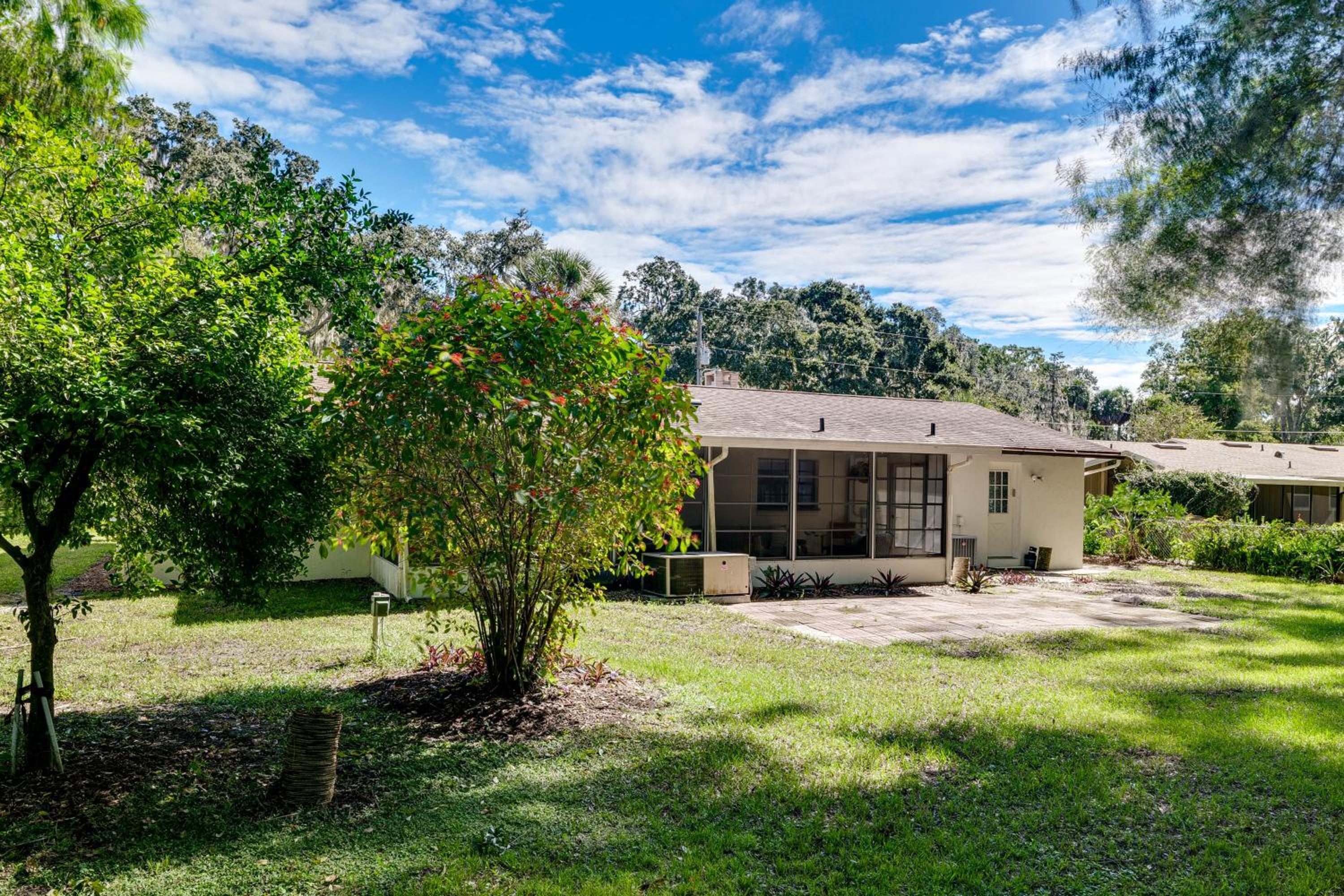 Bring Your Boat! Canal-Front Tavares Home with Dock