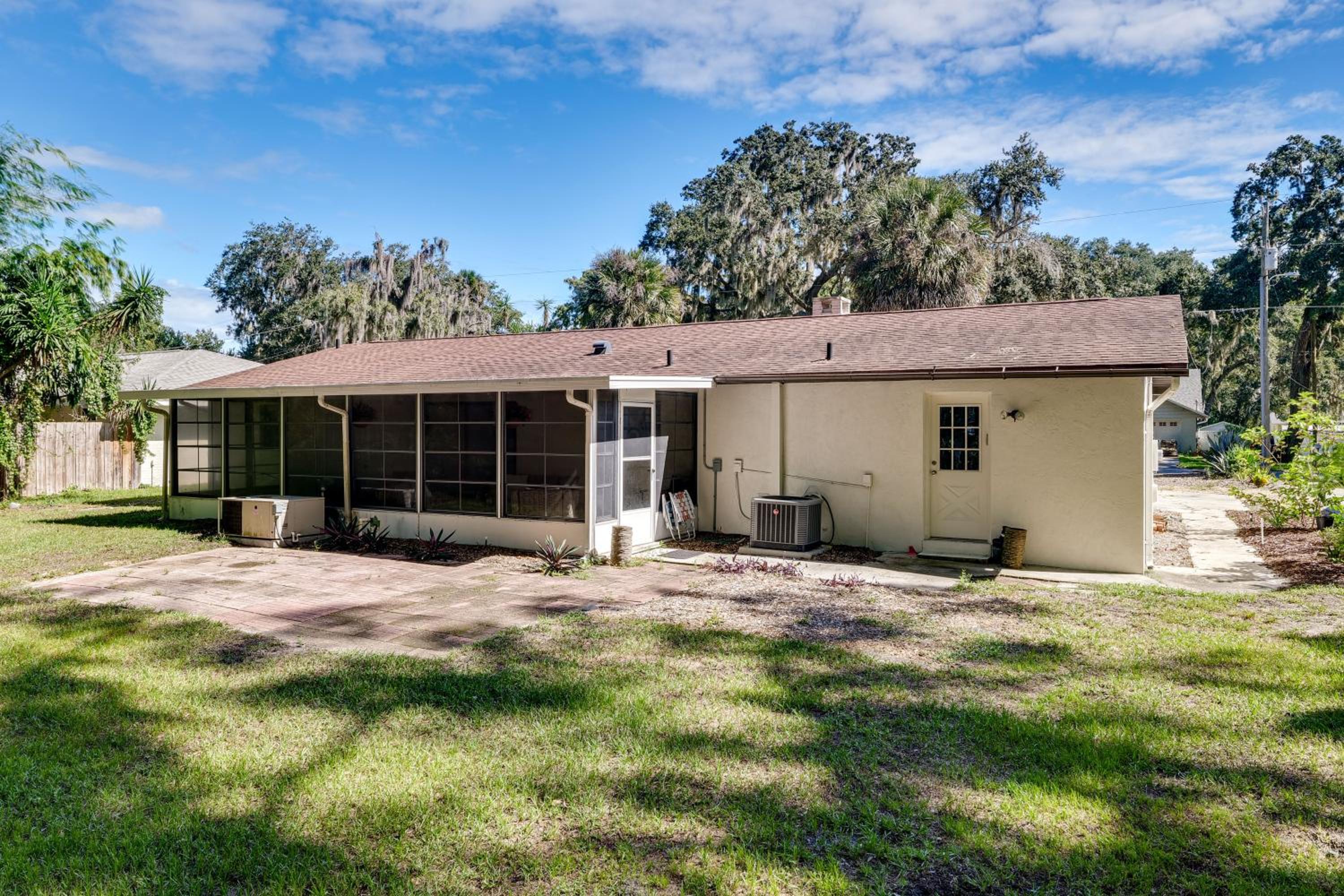 Bring Your Boat! Canal-Front Tavares Home with Dock