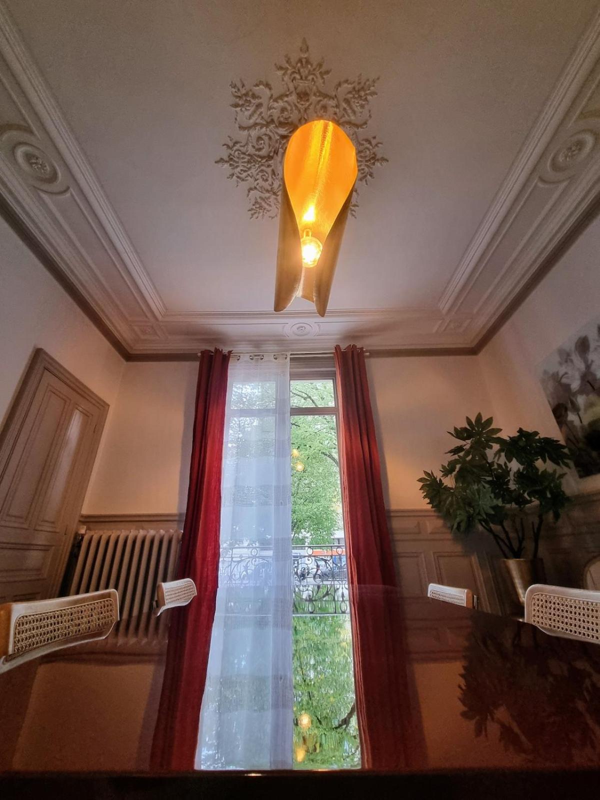 Appartement luxueux avec véranda, centre-ville