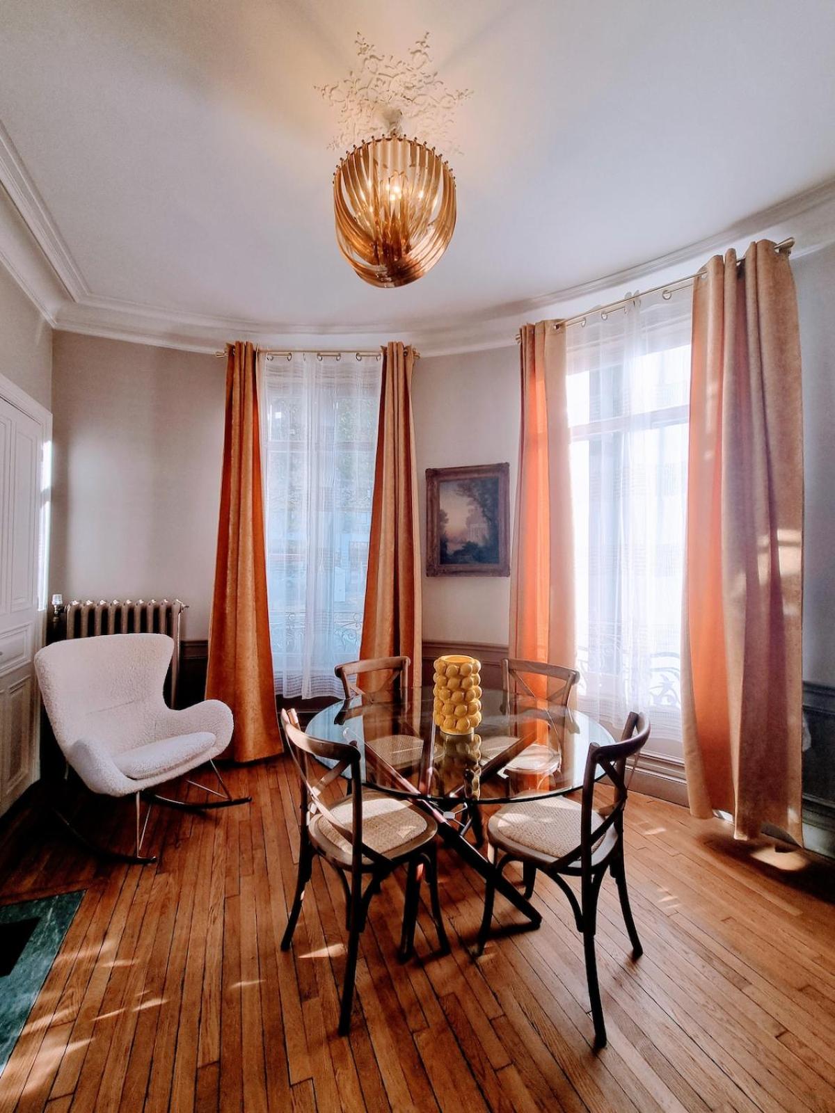 Appartement luxueux avec véranda, centre-ville