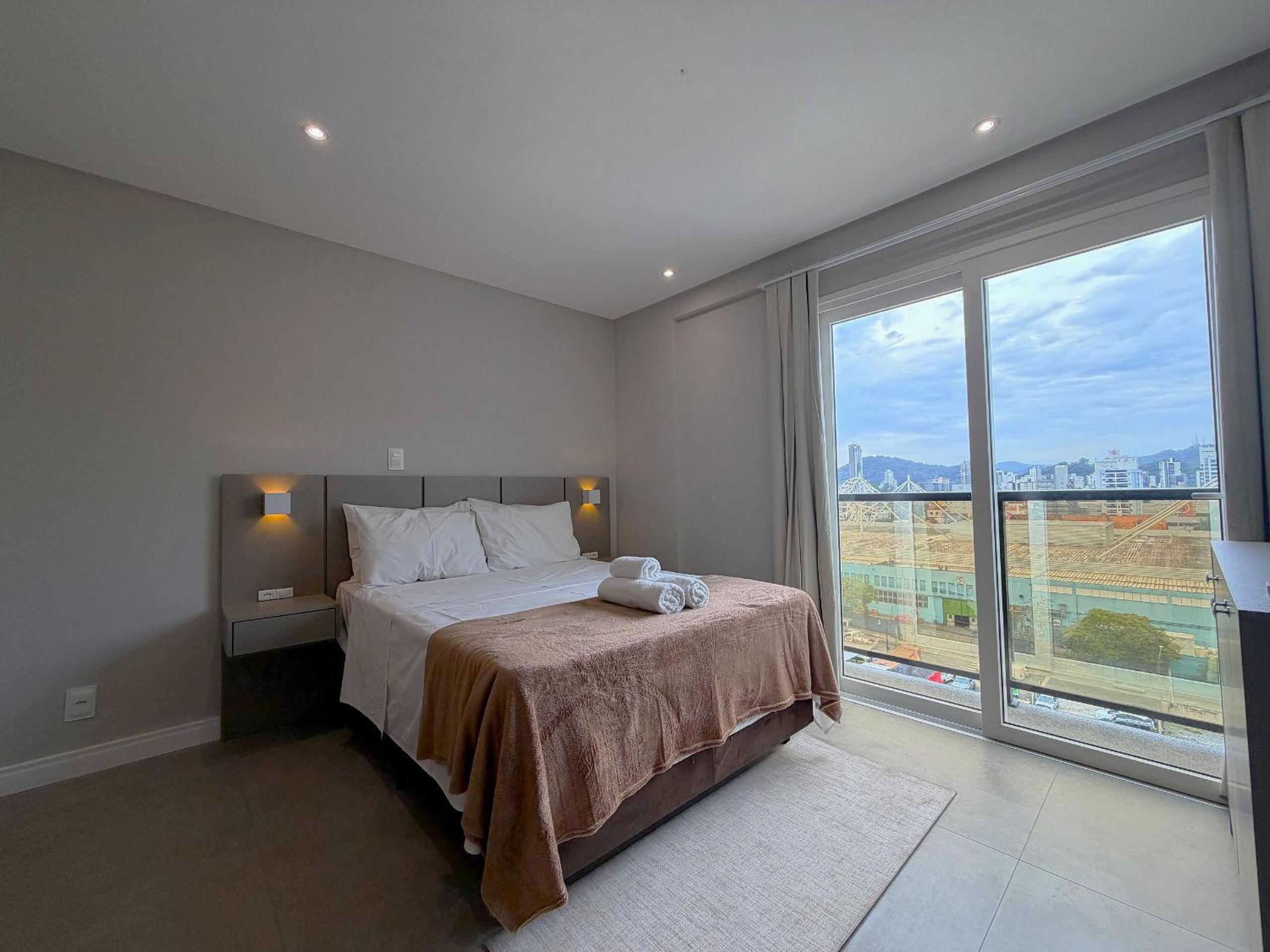 Your exclusive stay in Blumenau, 350m from Vila Germânica - OCNs