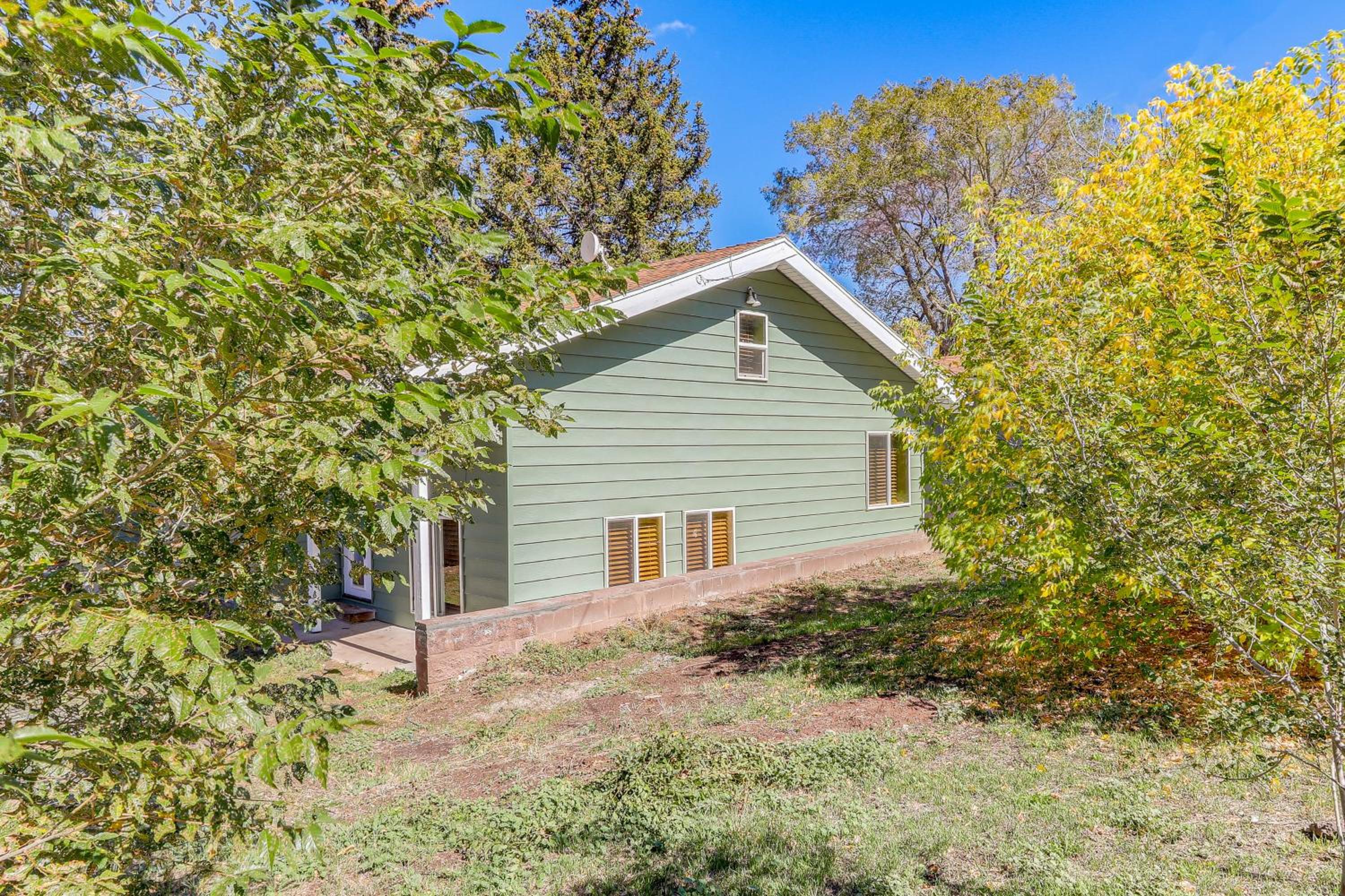 Route 66 Retreat Dog-Friendly Home in Williams