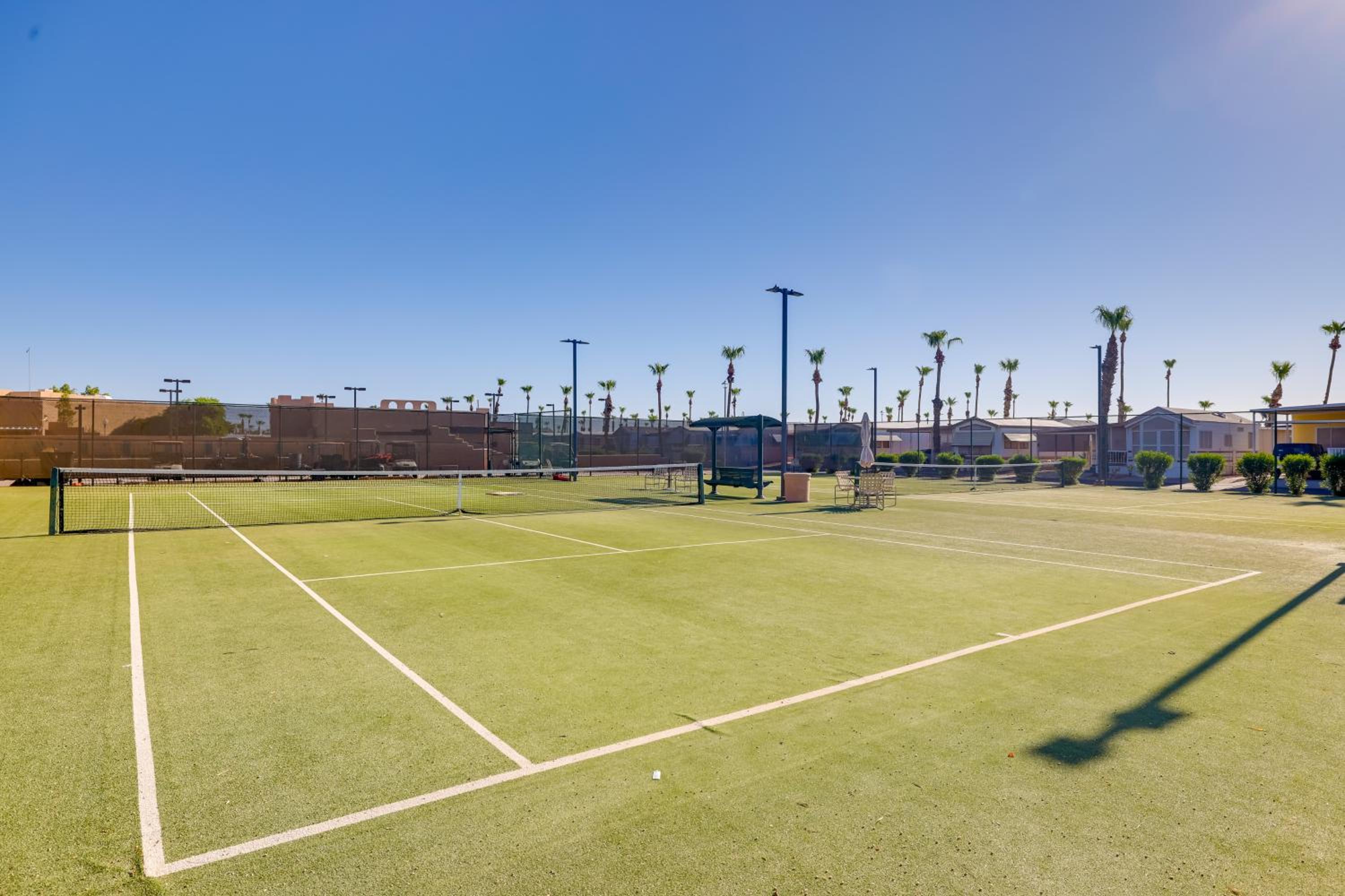 5 Mi to Sun City Snowbird Rental with Pool Access
