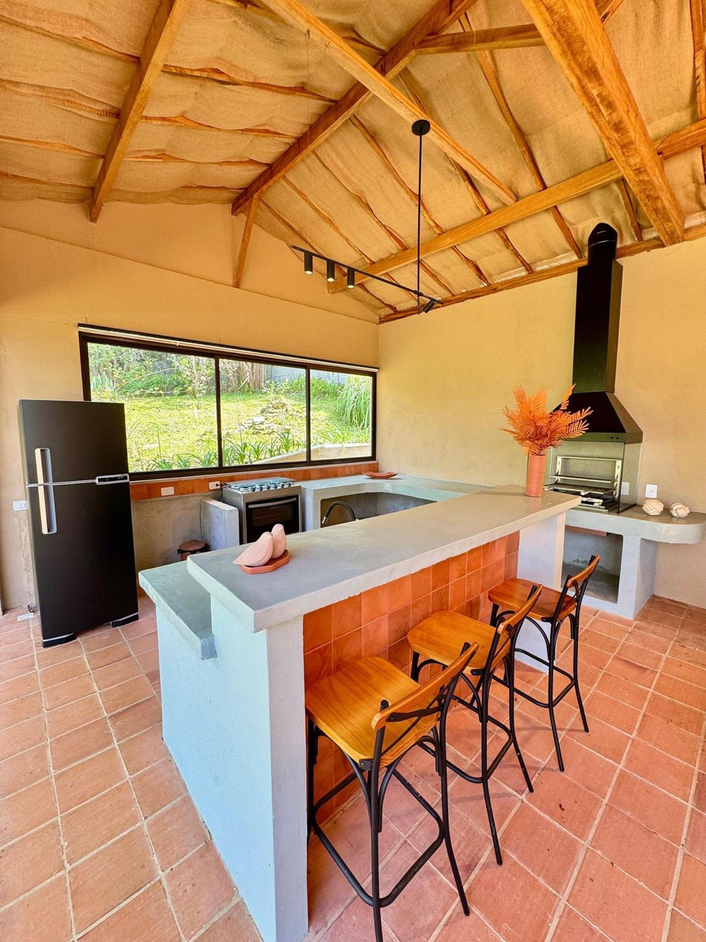 Casa com Jacuzzi e Área Gourmet em Mury