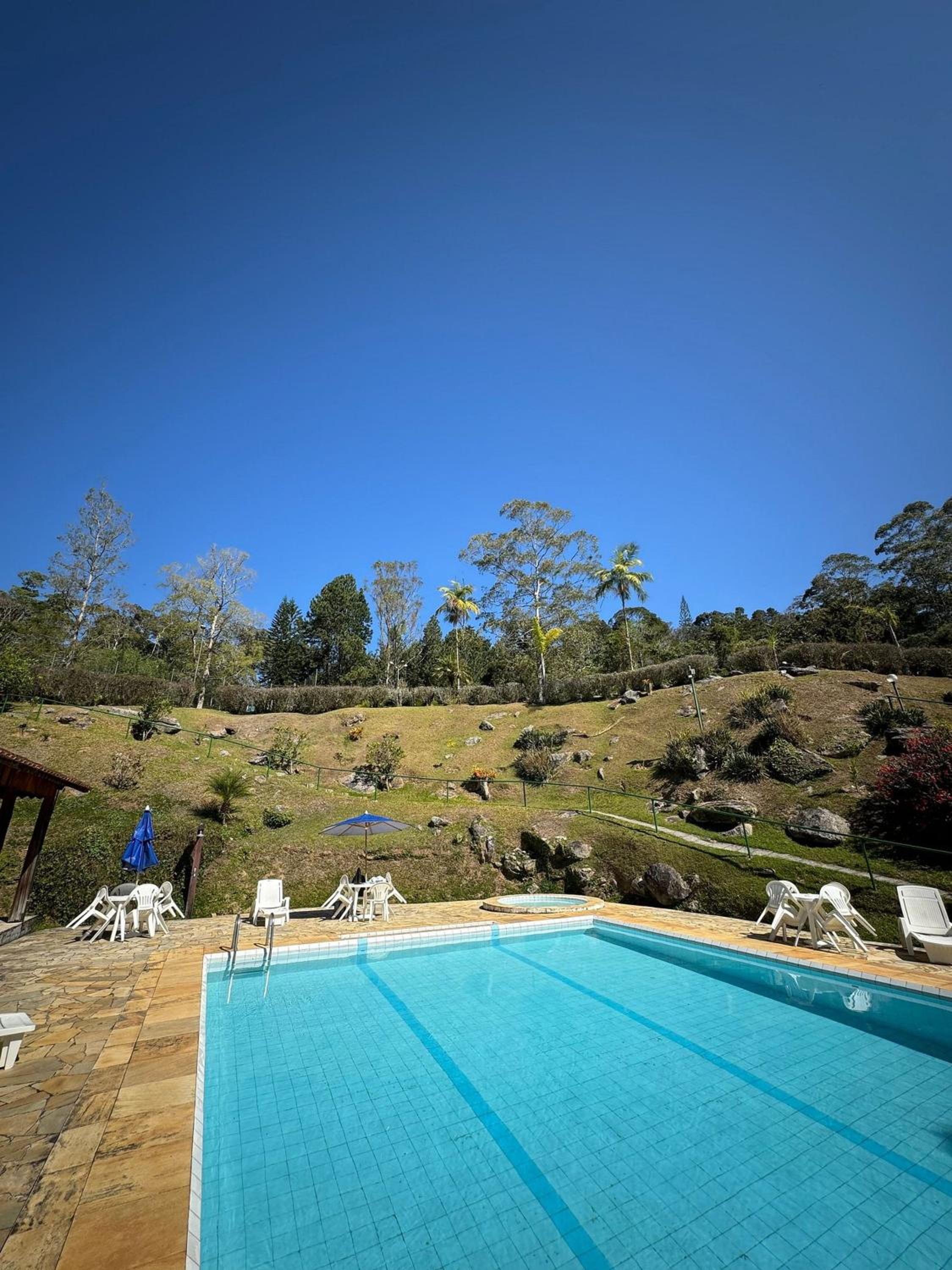 Casa com Jacuzzi e Área Gourmet em Mury