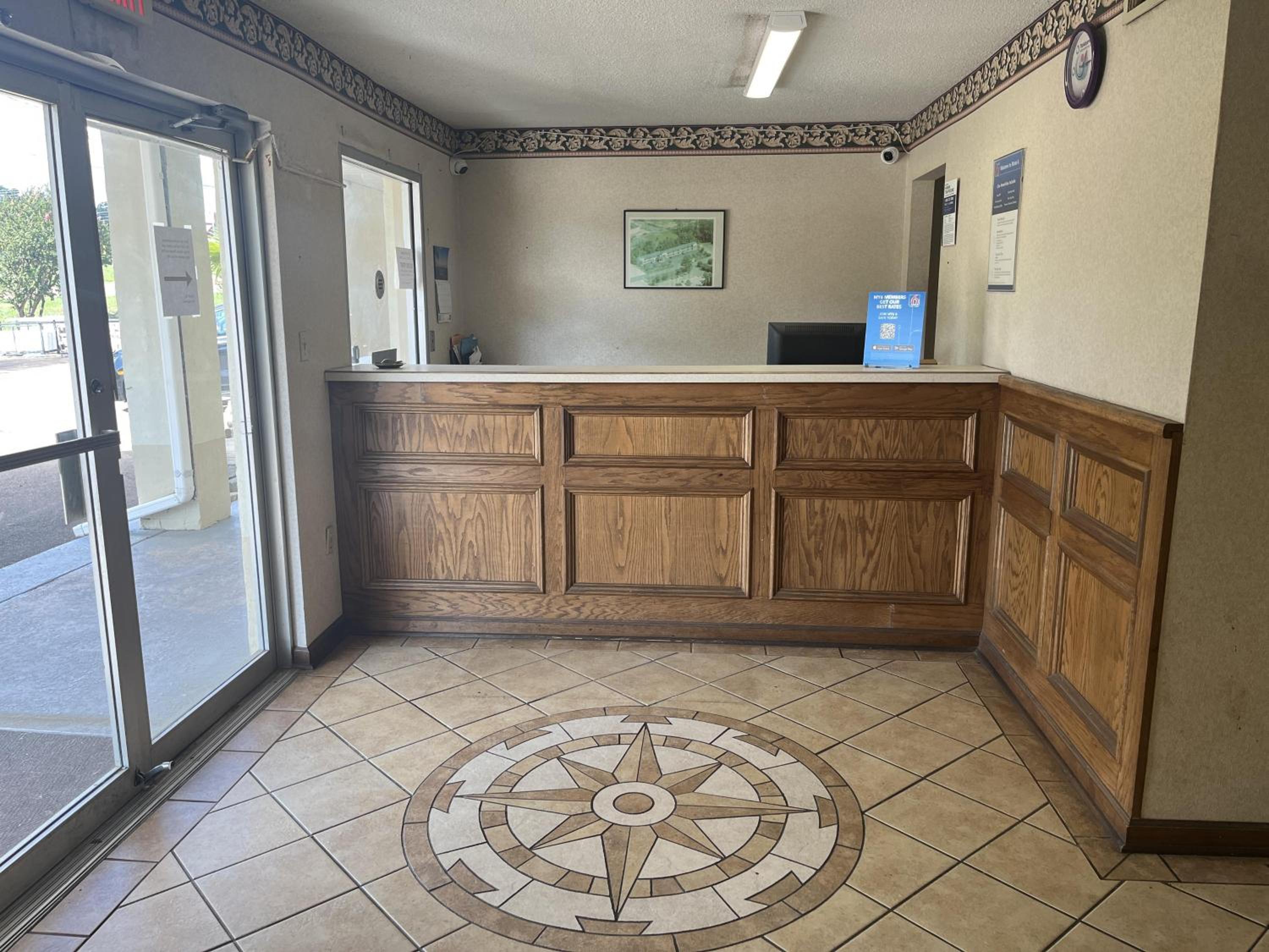 Motel 6 - McComb, MS