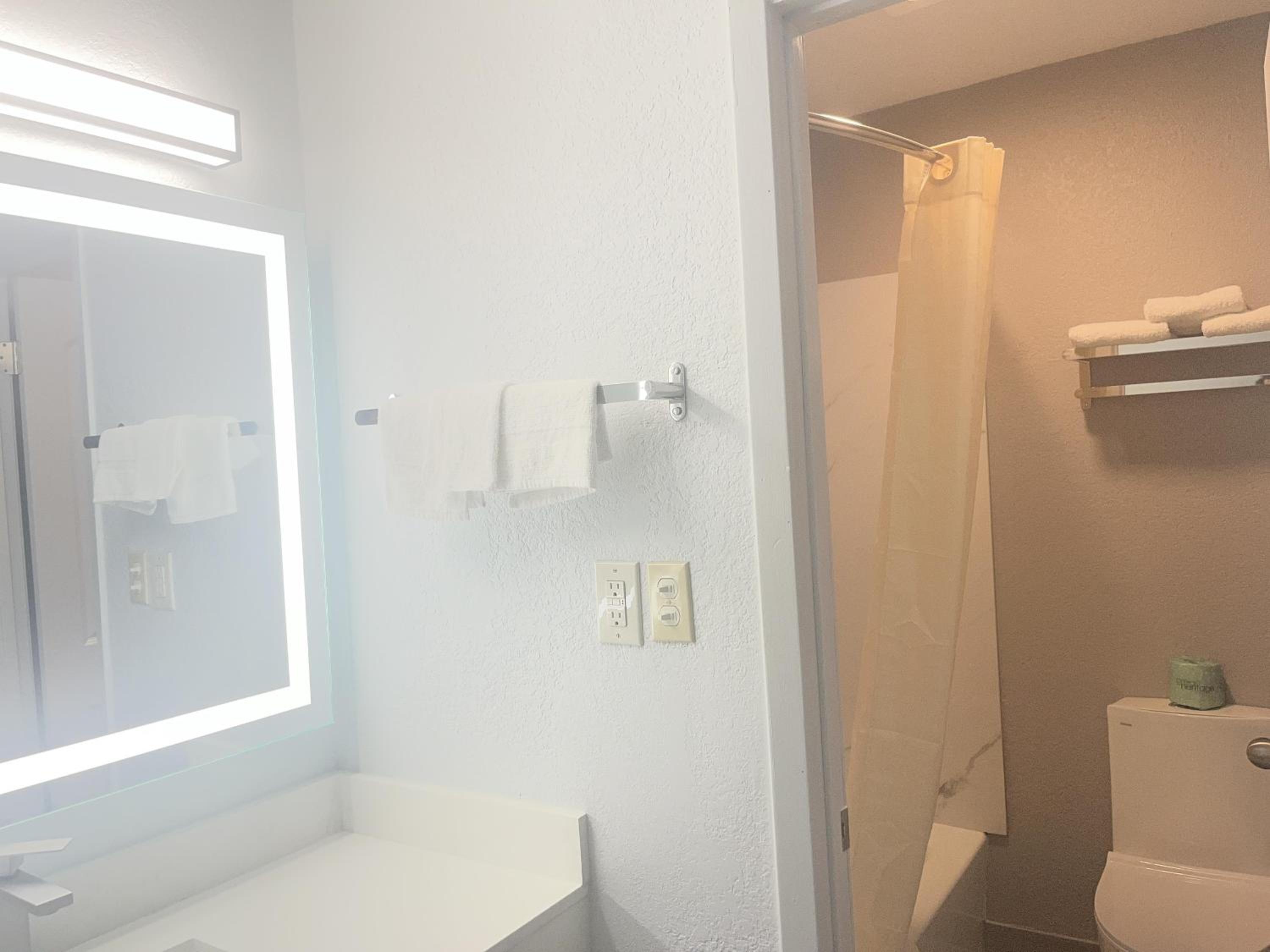 Motel 6 - McComb, MS