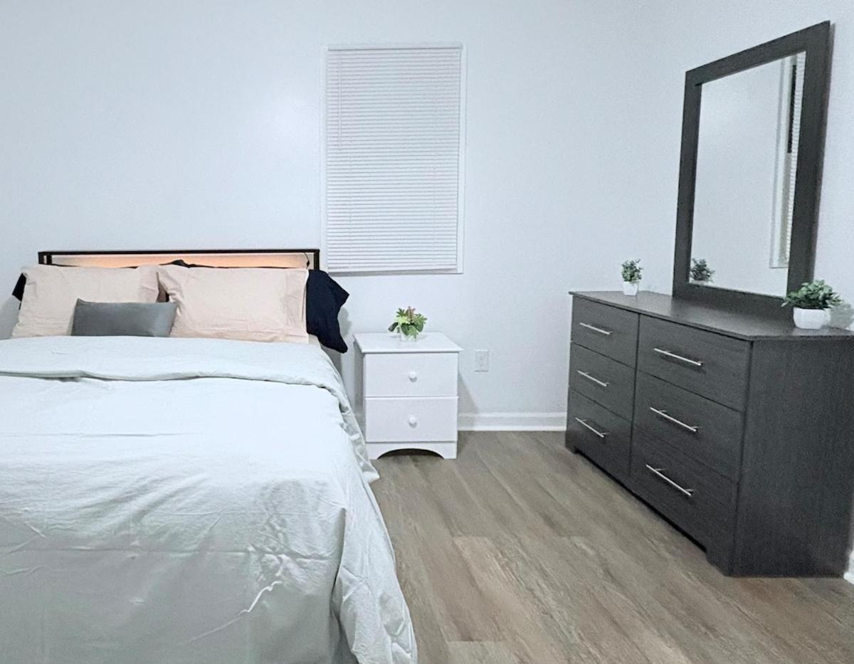 Peaceful King House - Gift for 3-night stays!