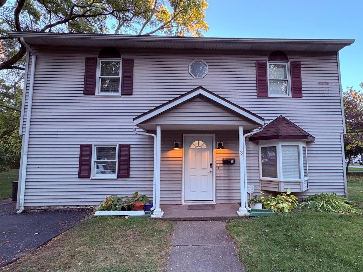 Peaceful King House - Gift for 3-night stays!