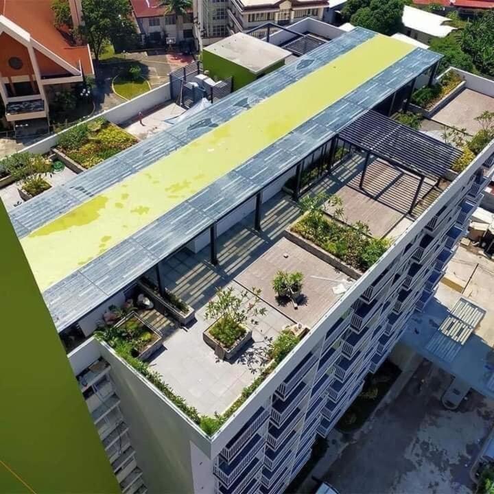 Cozy Studio near Roxas Night Market with Fast WiFi and Netflix