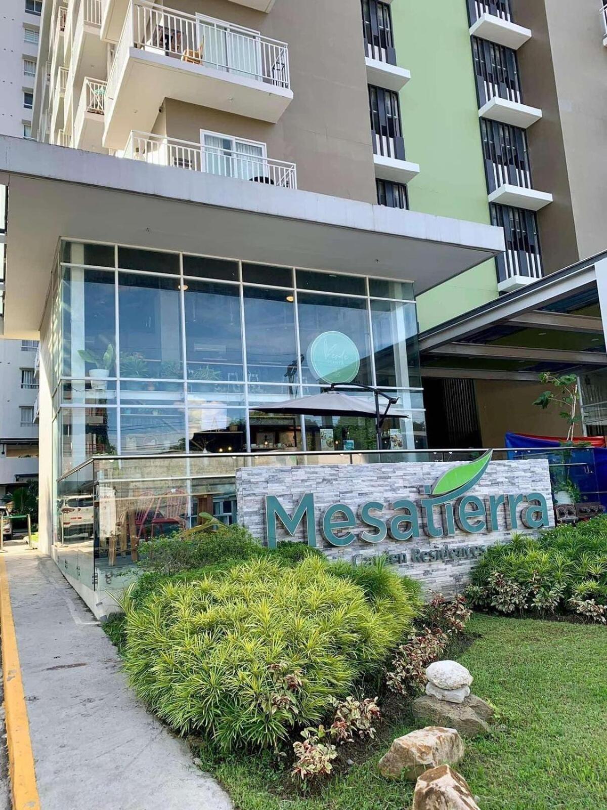 Cozy Studio near Roxas Night Market with Fast WiFi and Netflix