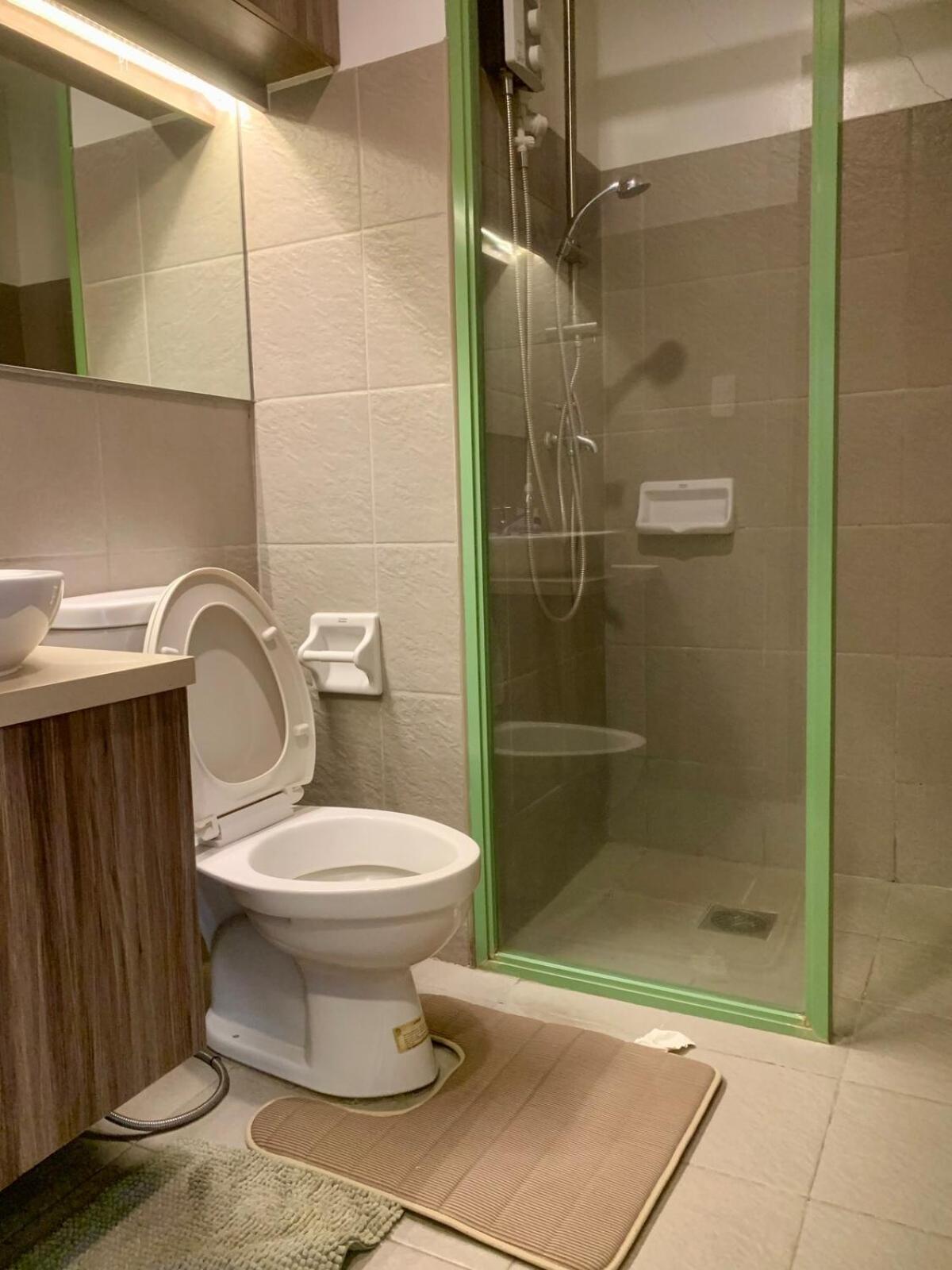 Cozy Studio near Roxas Night Market with Fast WiFi and Netflix