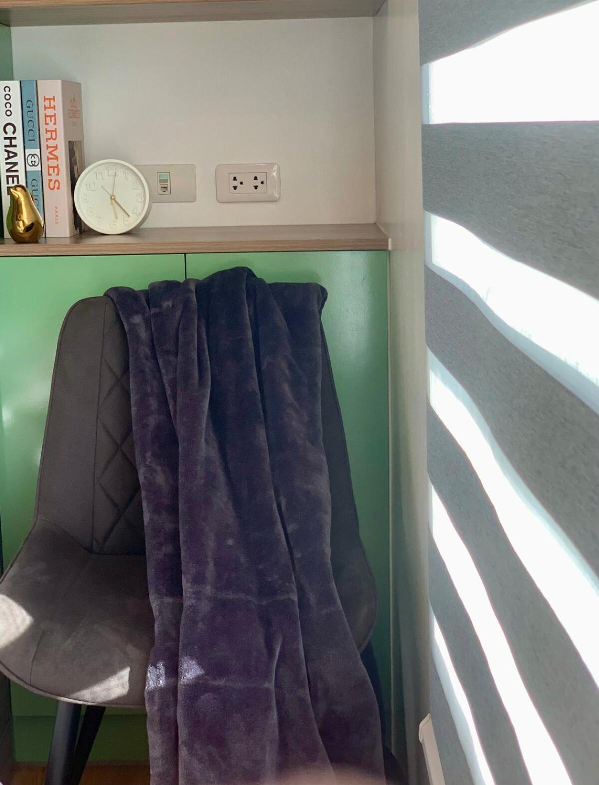 Cozy Studio near Roxas Night Market with Fast WiFi and Netflix