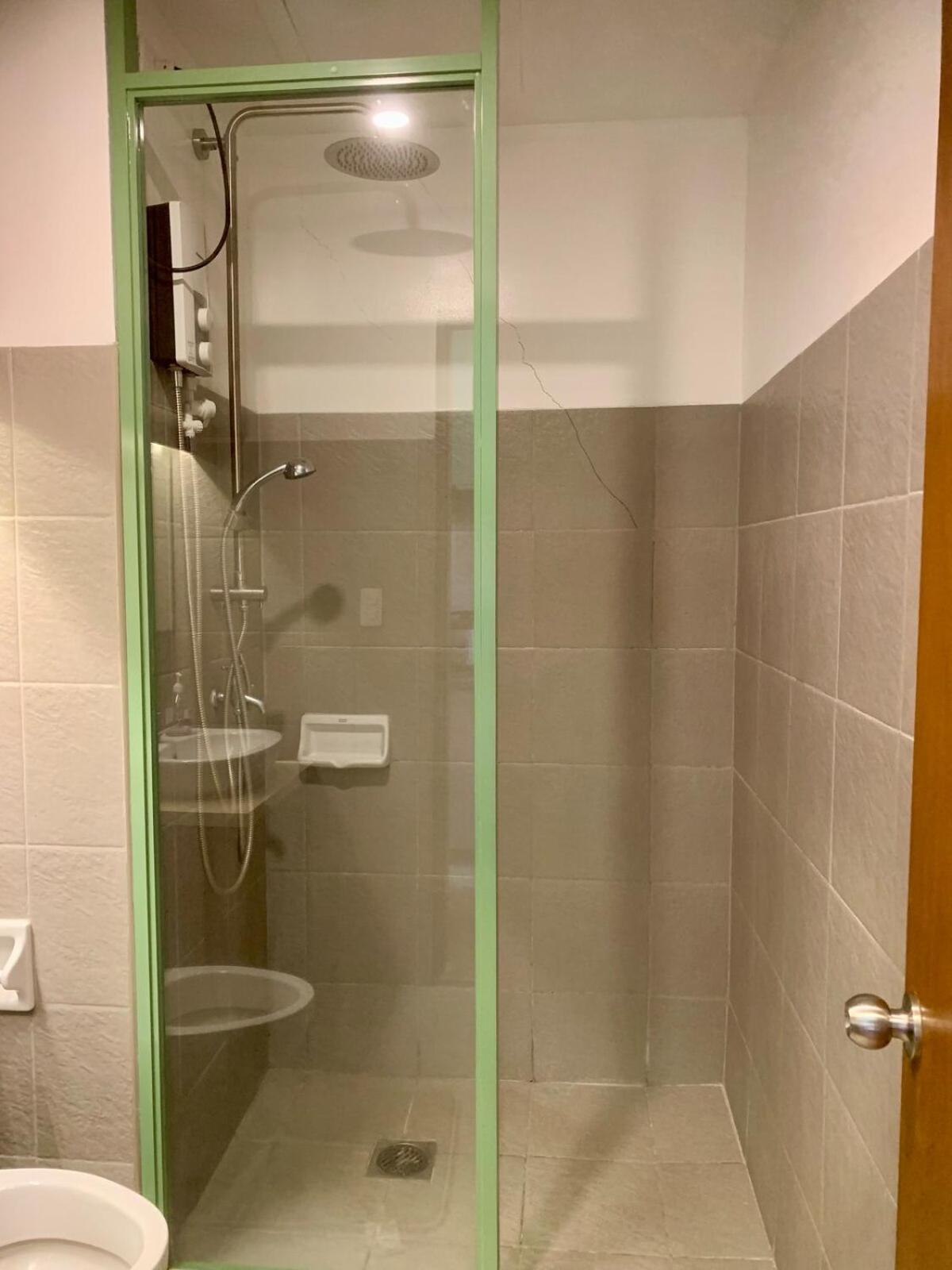 Cozy Studio near Roxas Night Market with Fast WiFi and Netflix