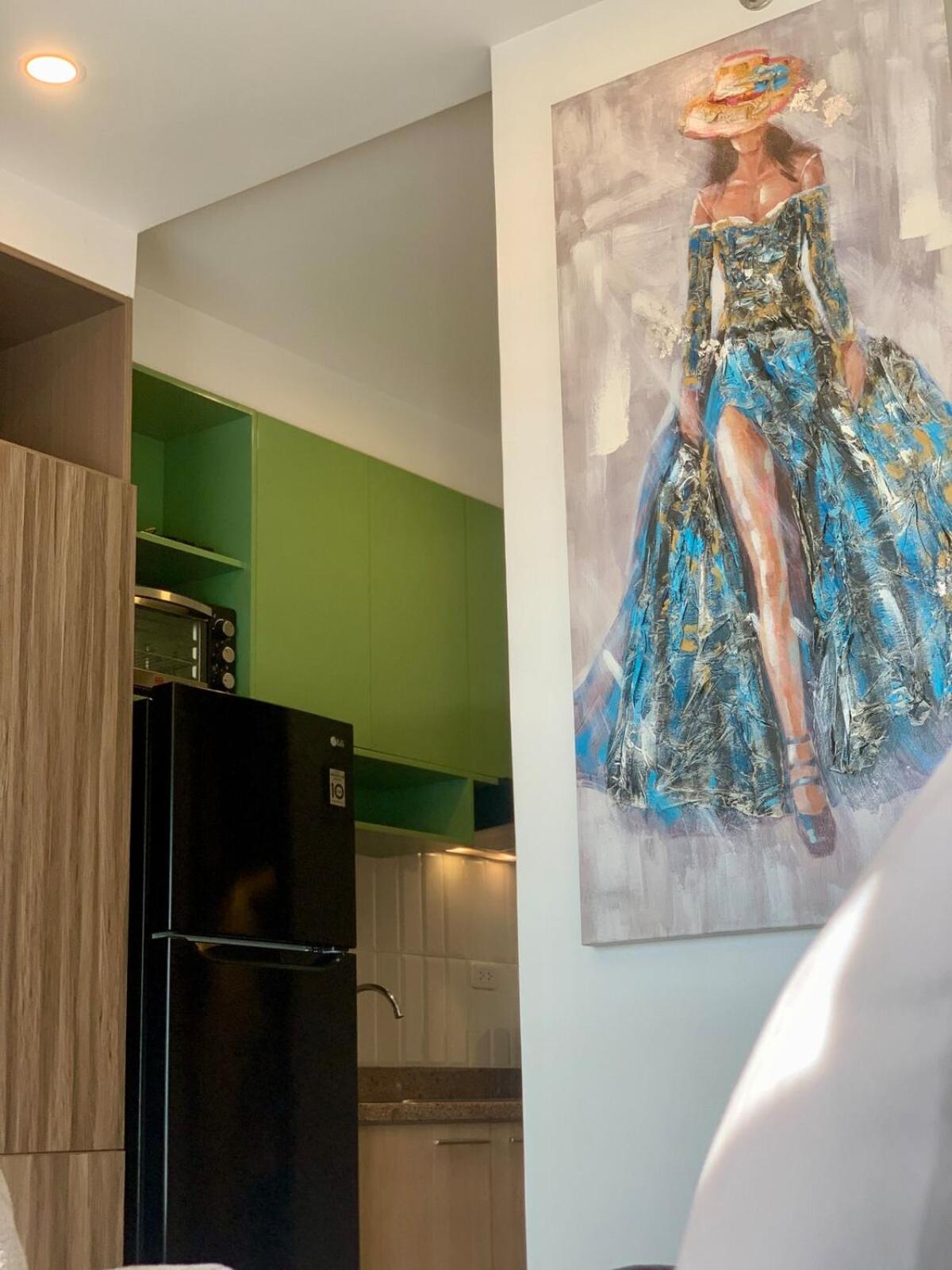 Cozy Studio near Roxas Night Market with Fast WiFi and Netflix