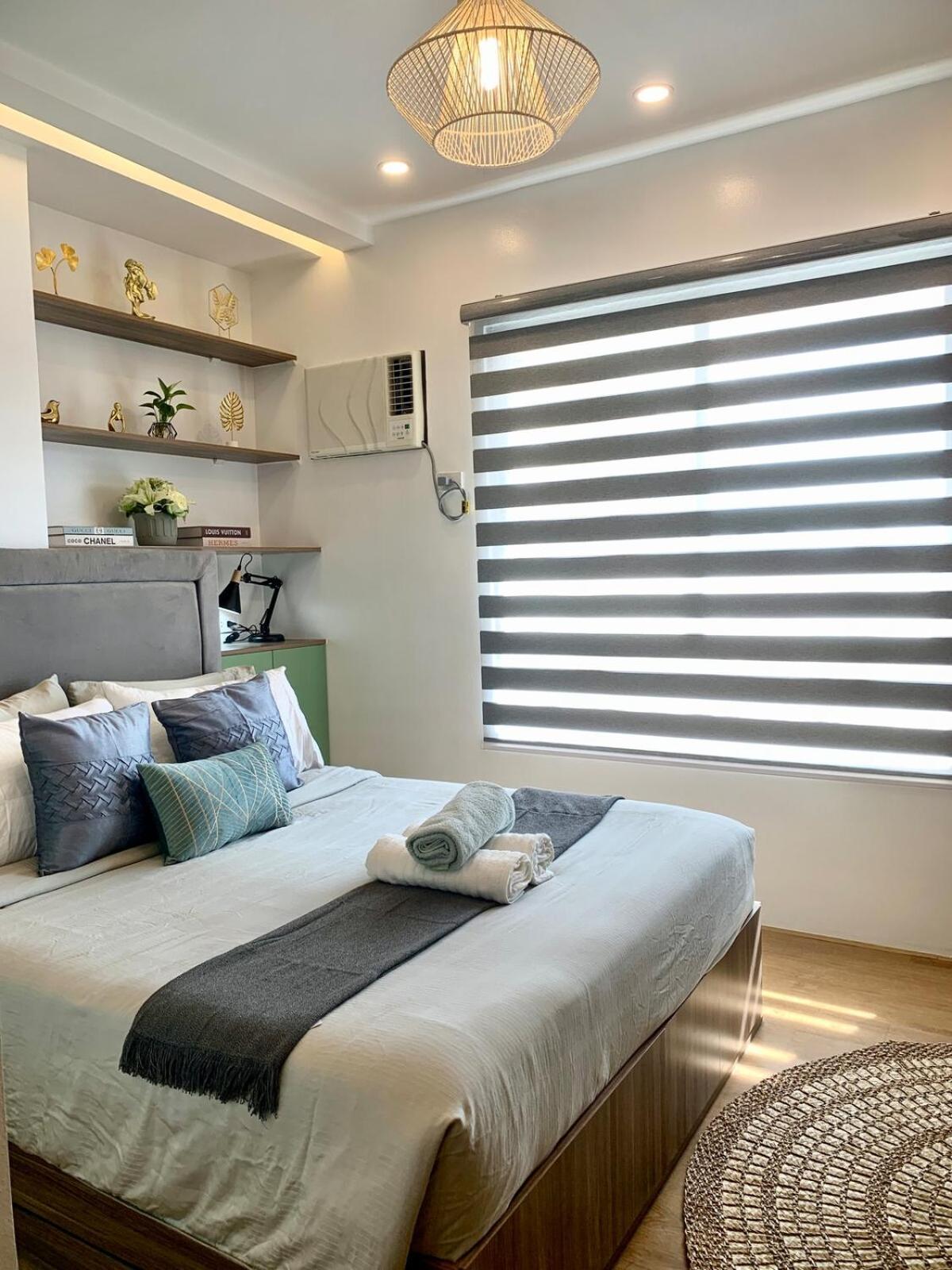 Cozy Studio near Roxas Night Market with Fast WiFi and Netflix