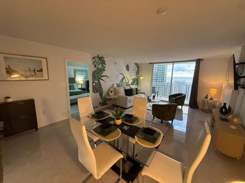 The Bay Suites - Brickell