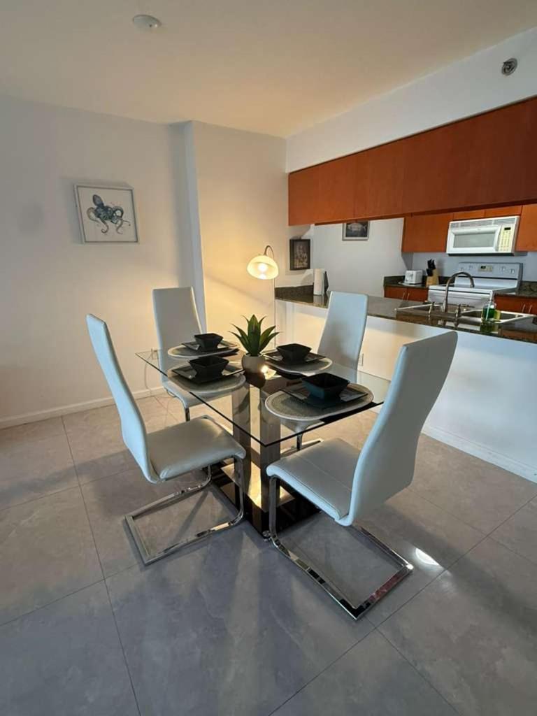 The Bay Suites - Brickell