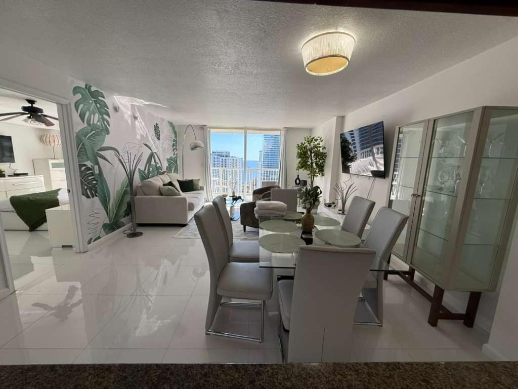 The Bay Suites - Brickell