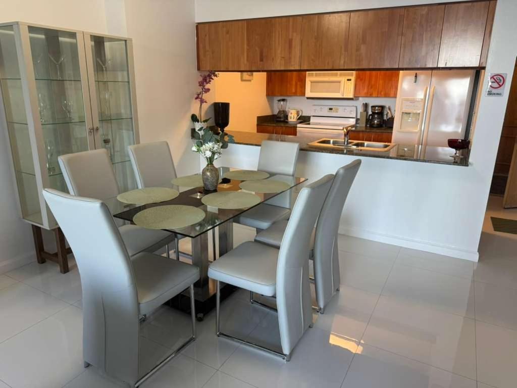 The Bay Suites - Brickell