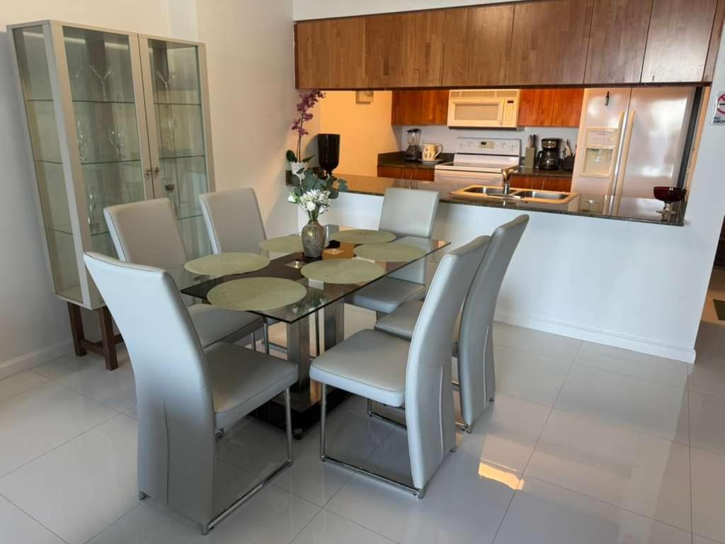 The Bay Suites - Brickell