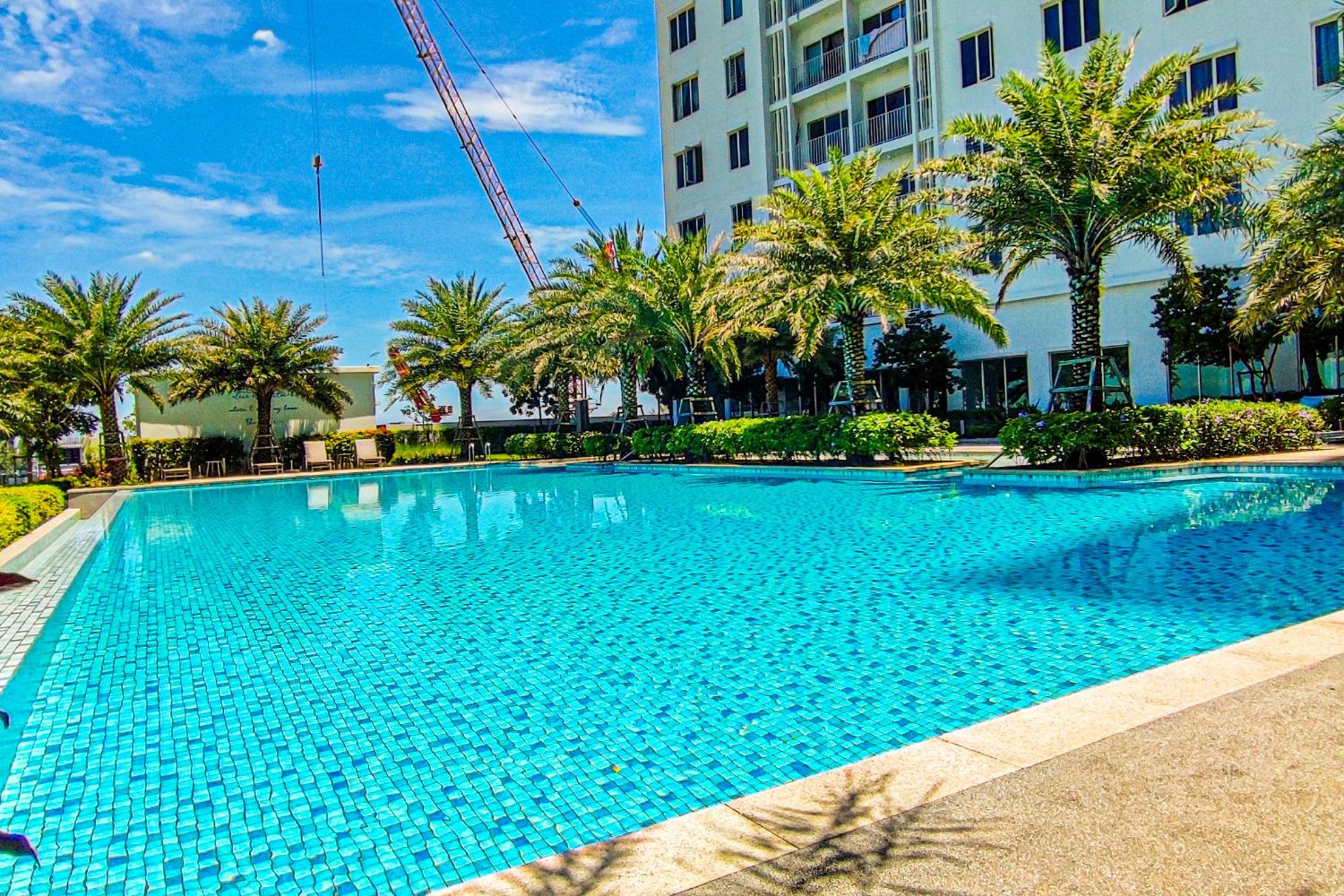 Peaceful Luxury at Tresor Klang by HCK