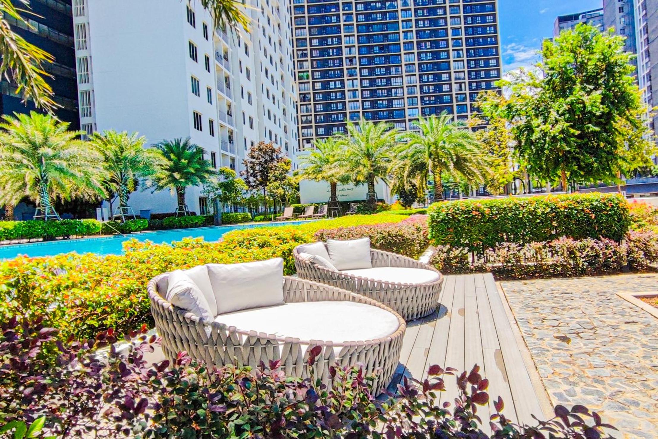 Peaceful Luxury at Tresor Klang by HCK