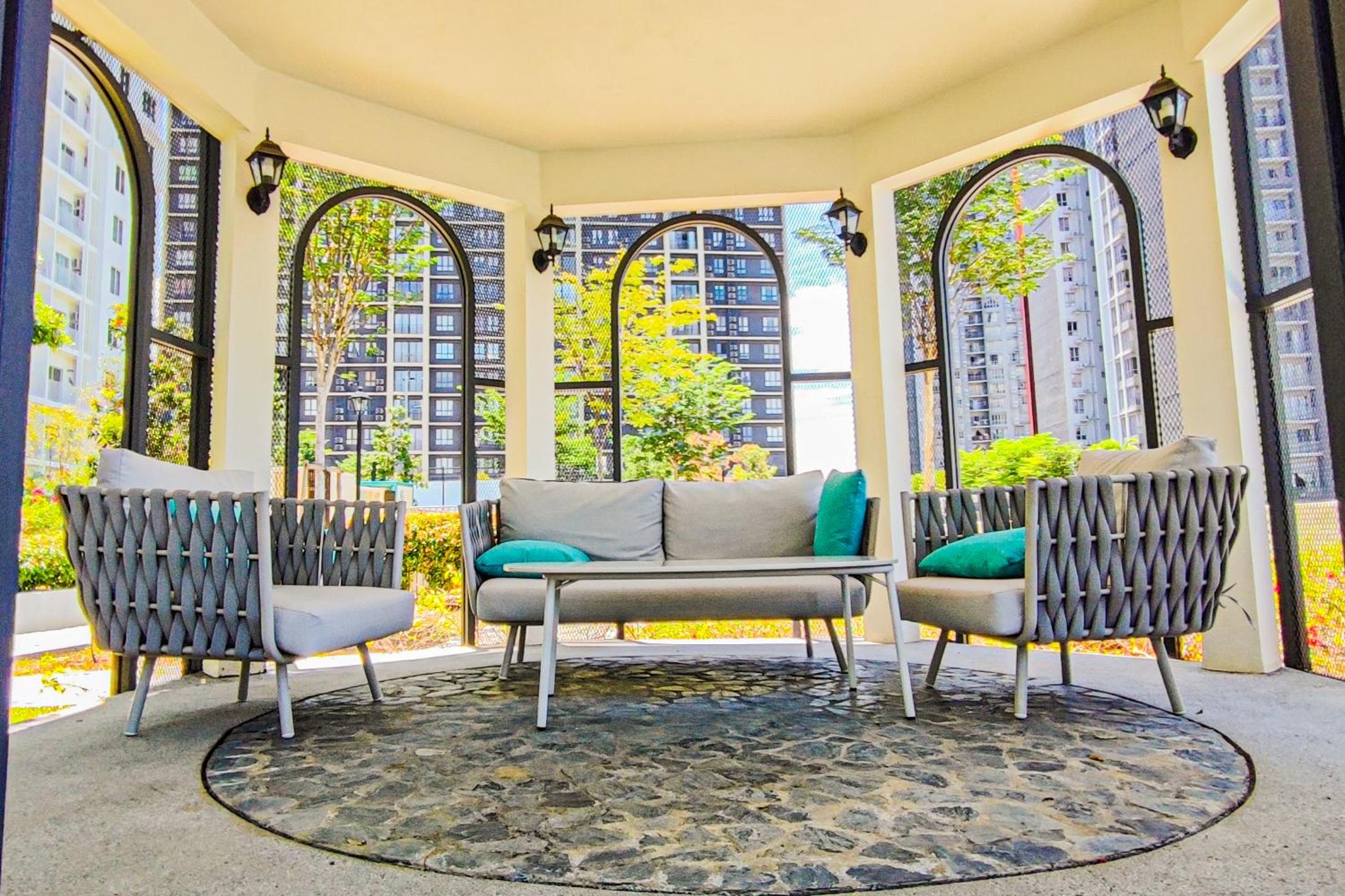 Peaceful Luxury at Tresor Klang by HCK