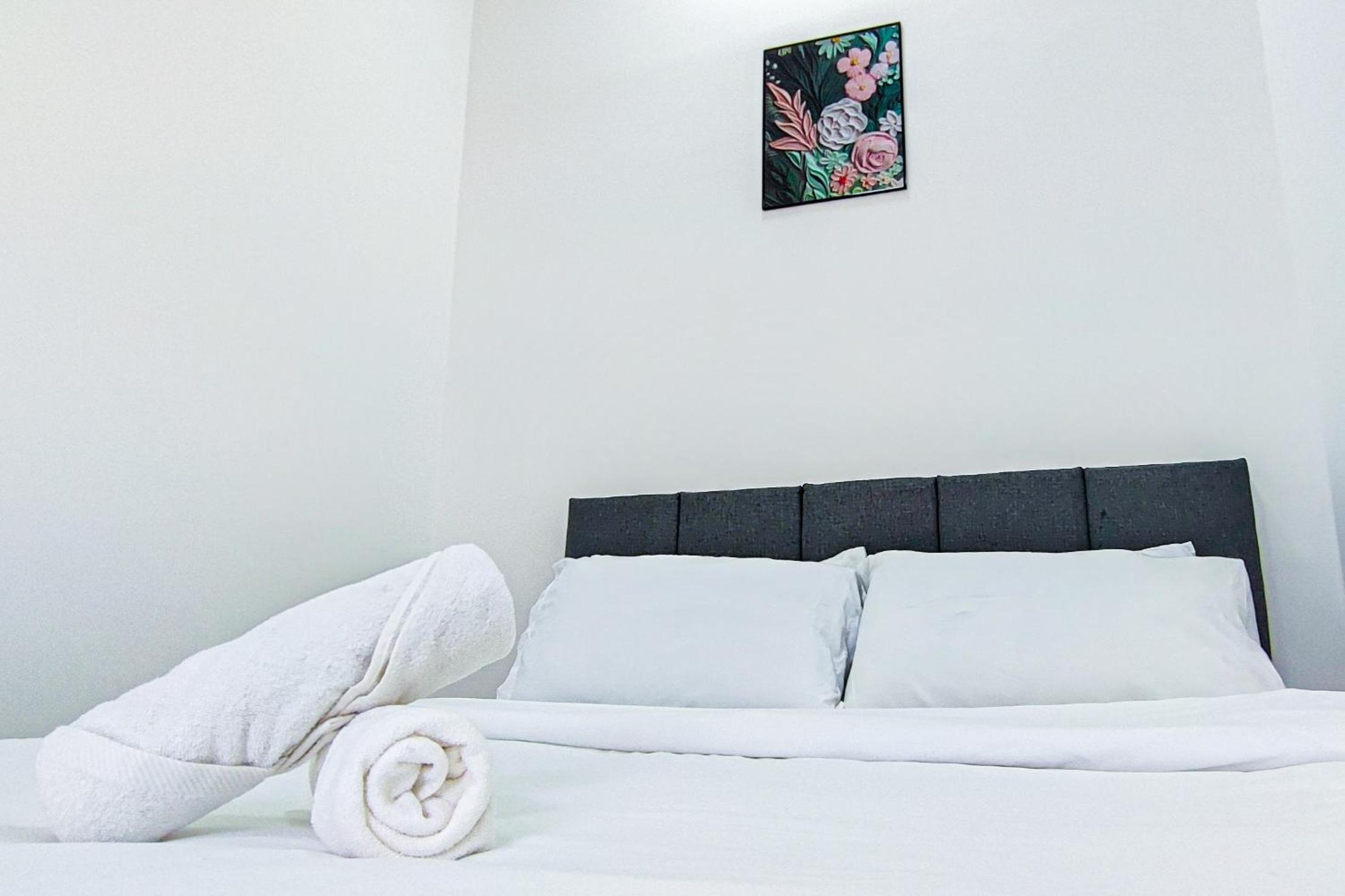 Peaceful Luxury at Tresor Klang by HCK