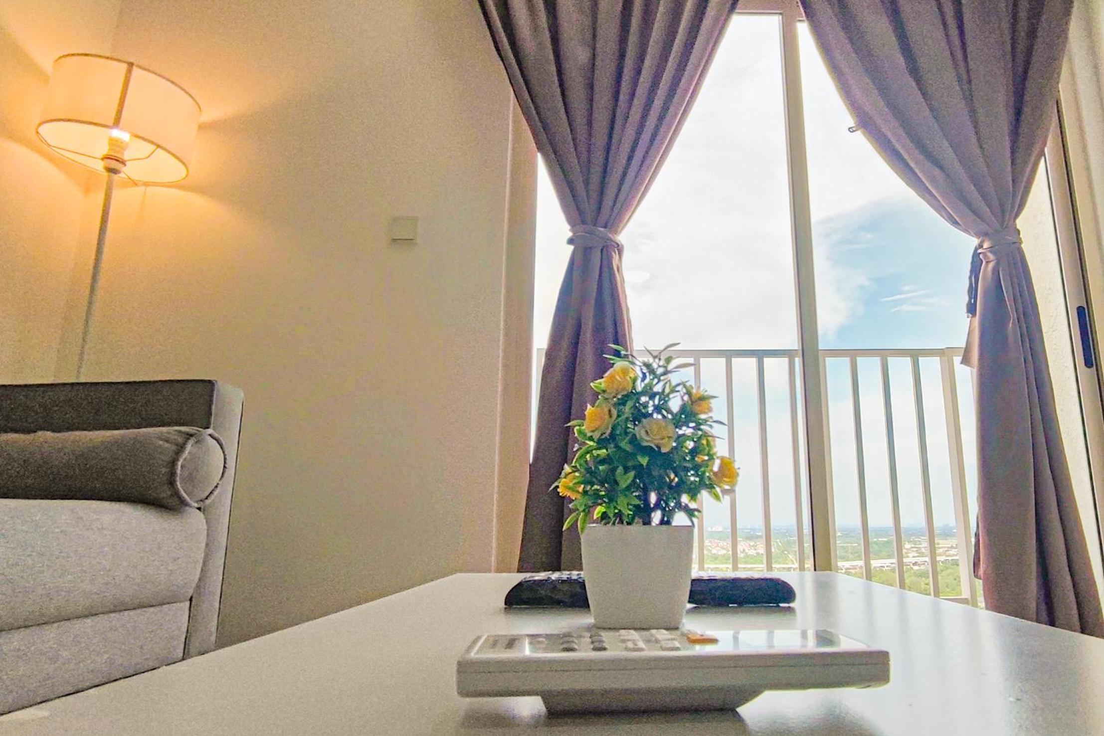 Peaceful Luxury at Tresor Klang by HCK