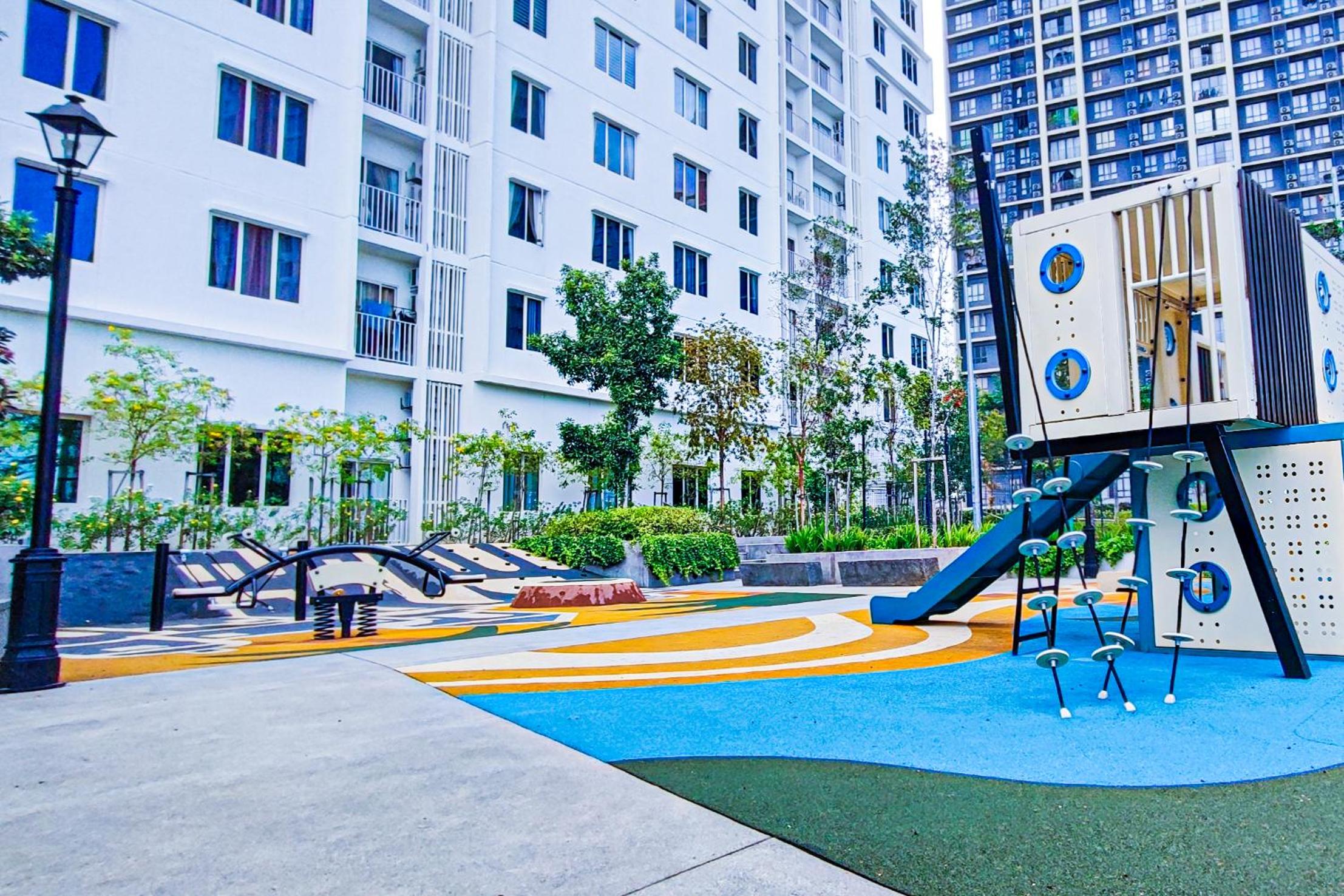 Peaceful Luxury at Tresor Klang by HCK