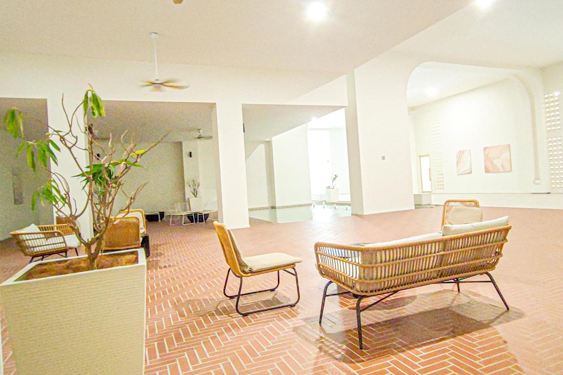Peaceful Luxury at Tresor Klang by HCK