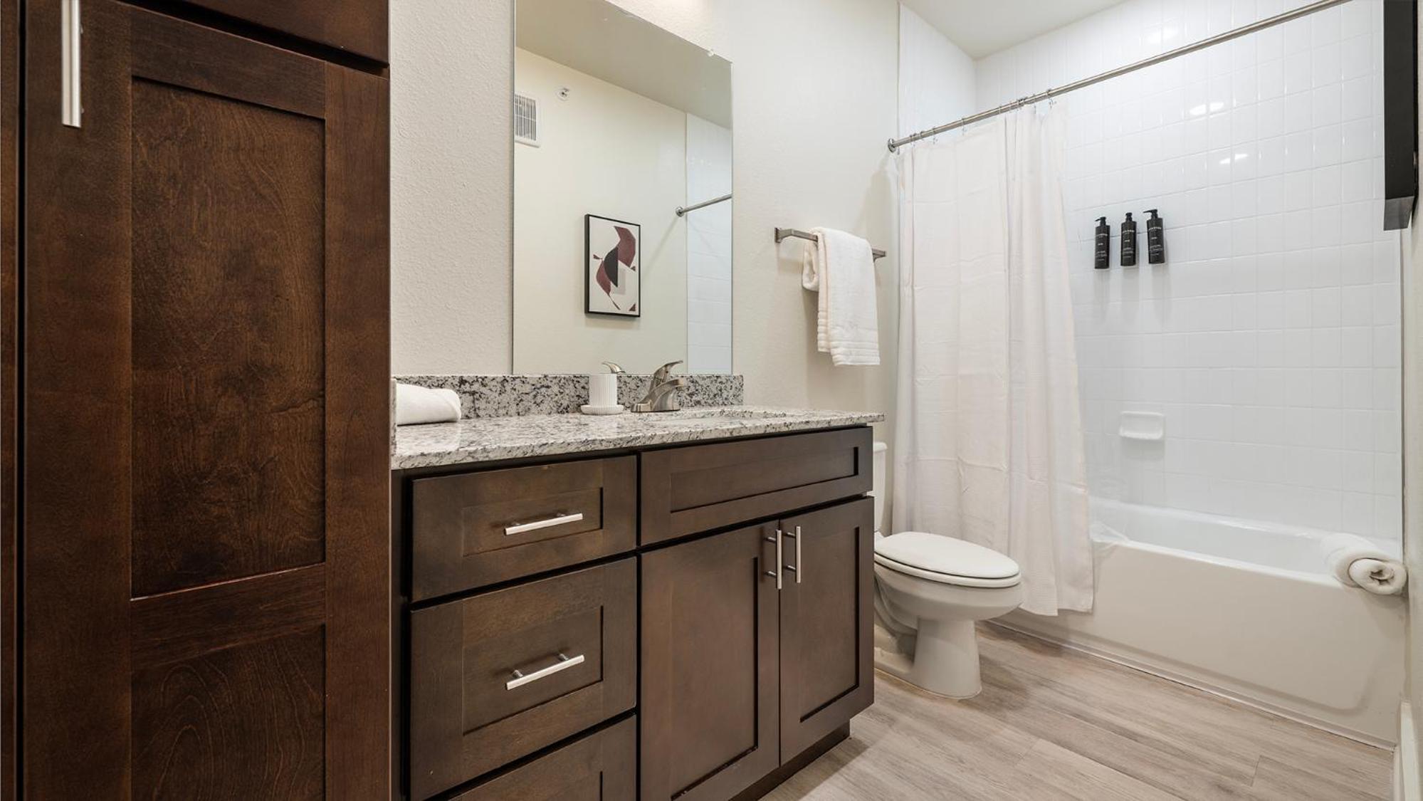 Landing Stylish 1BD Clubhouse Gym
