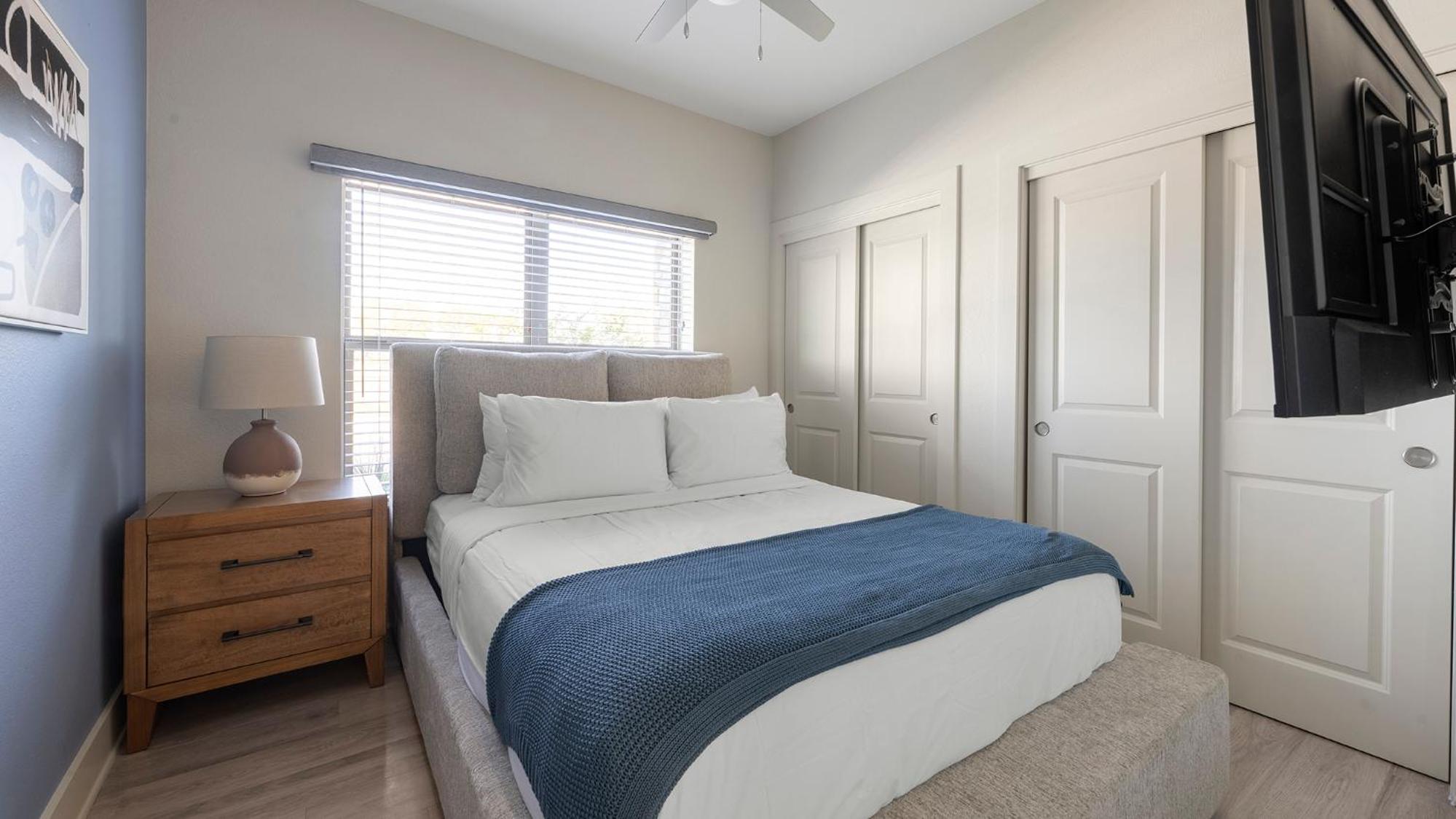 Landing Stylish 1BD Clubhouse Gym