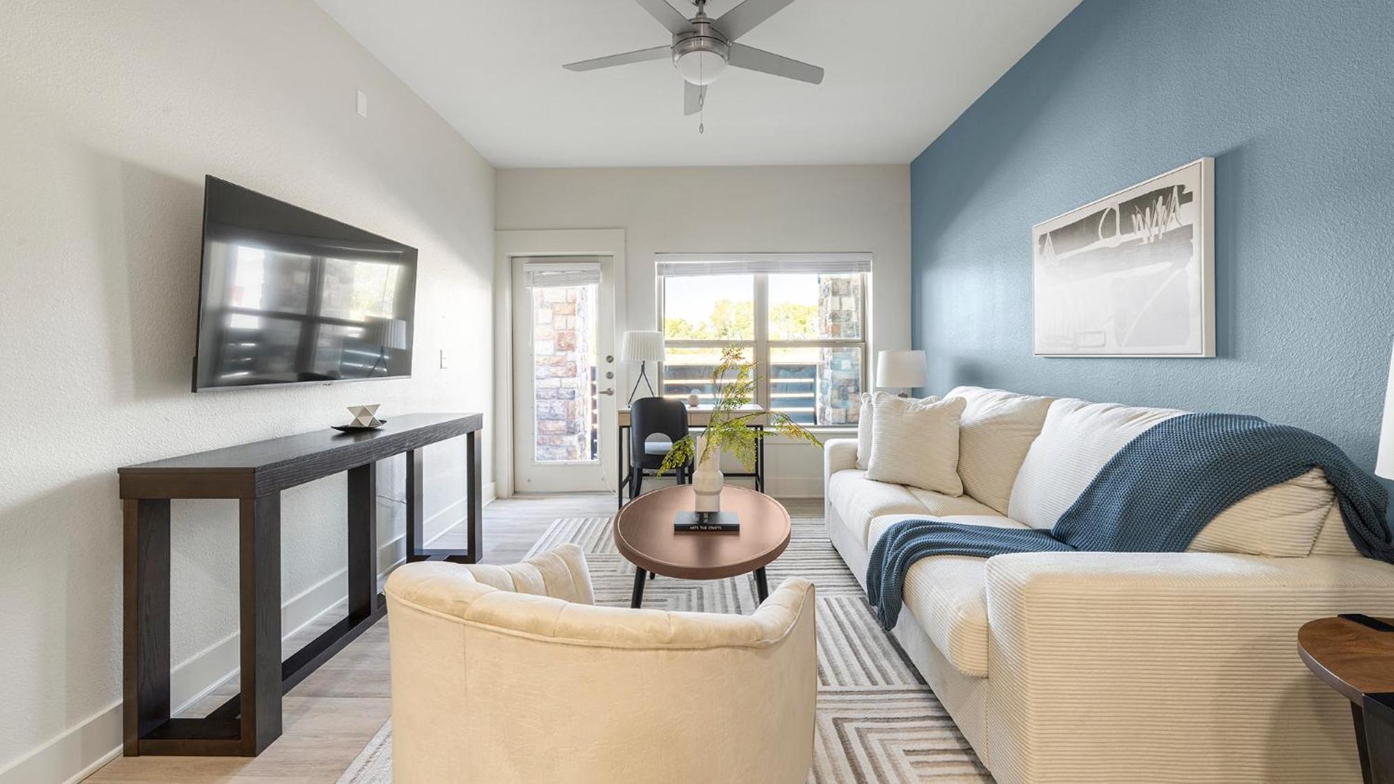 Landing Stylish 1BD Clubhouse Gym