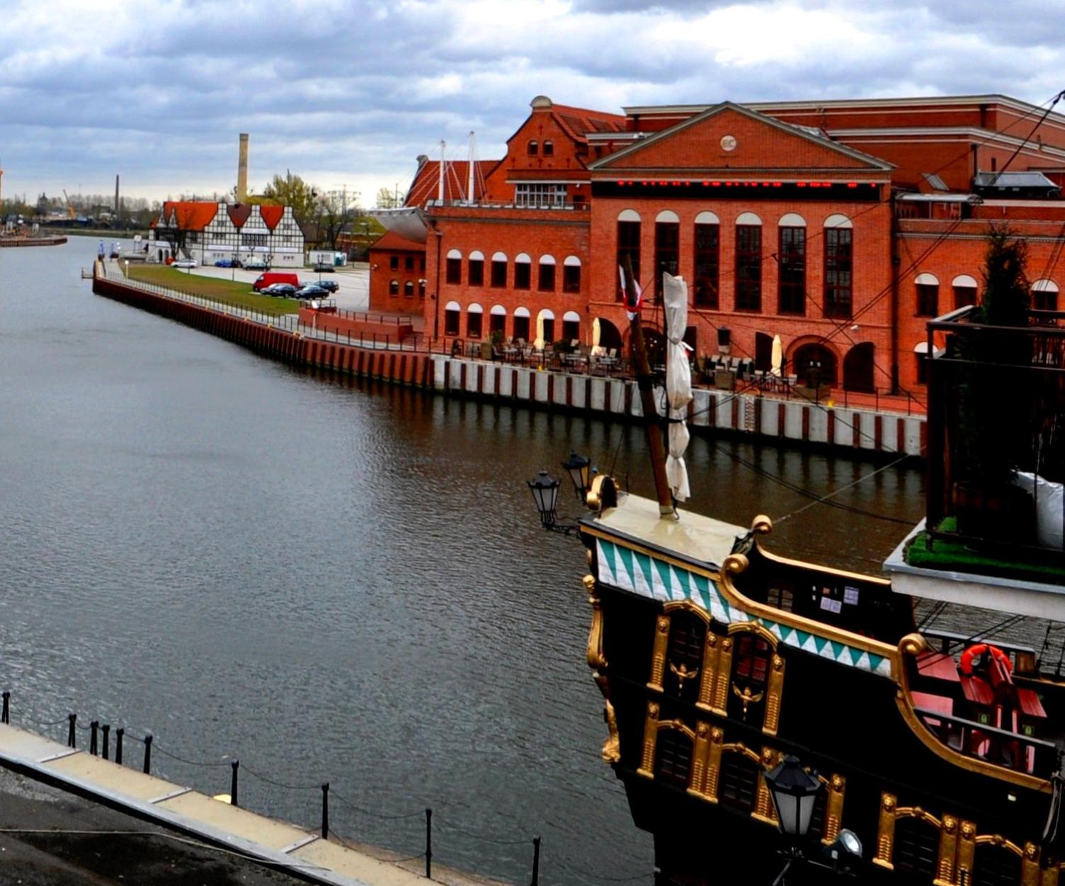Gdansk Old Town River View view 3