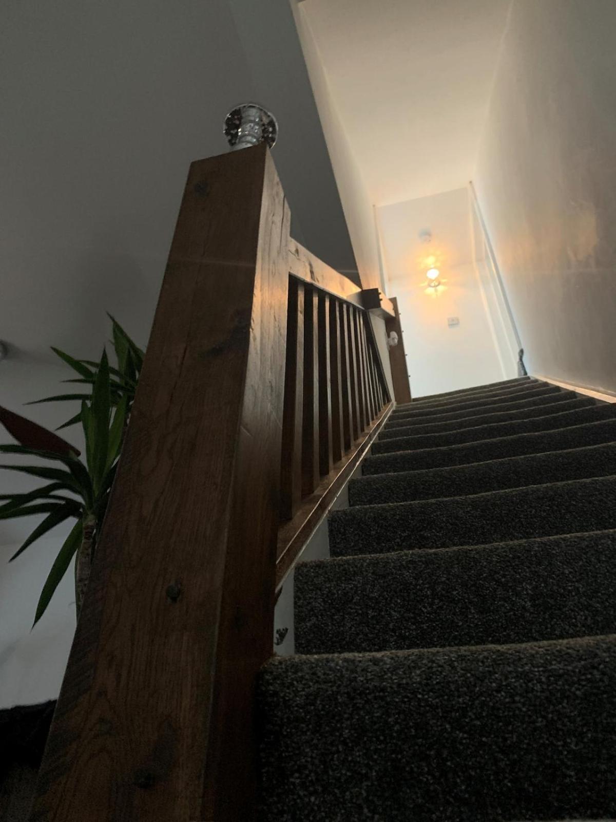 Town House Ideal for working professionals