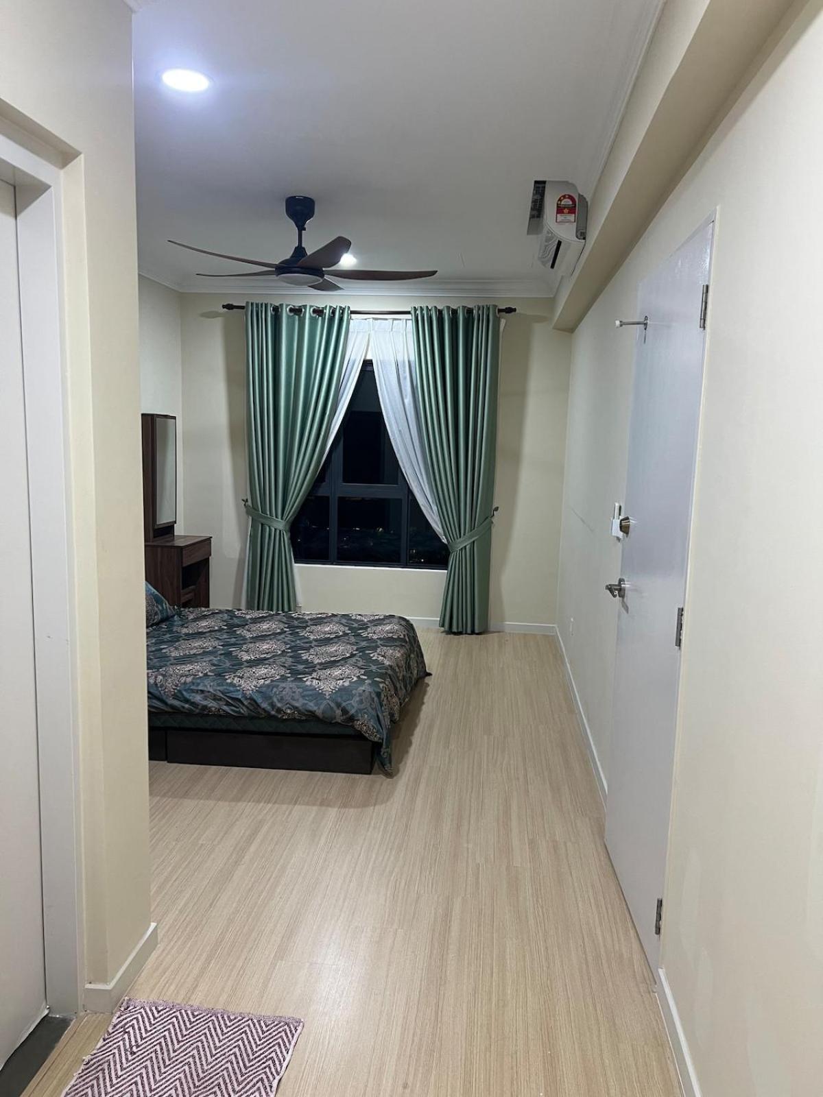 M adora Kuala Lumpur Studio Room
