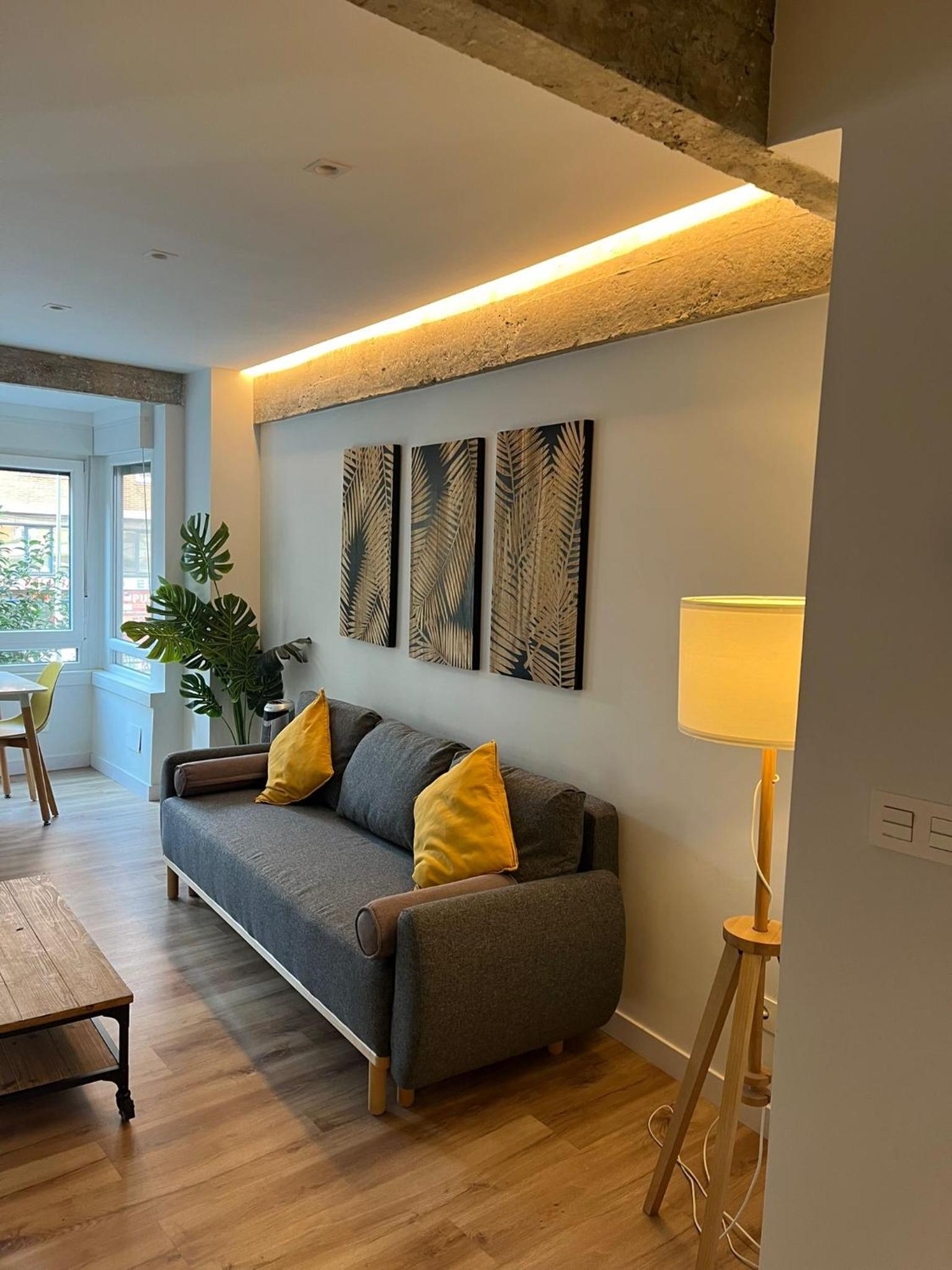 Modern apartment self check in bilbao center