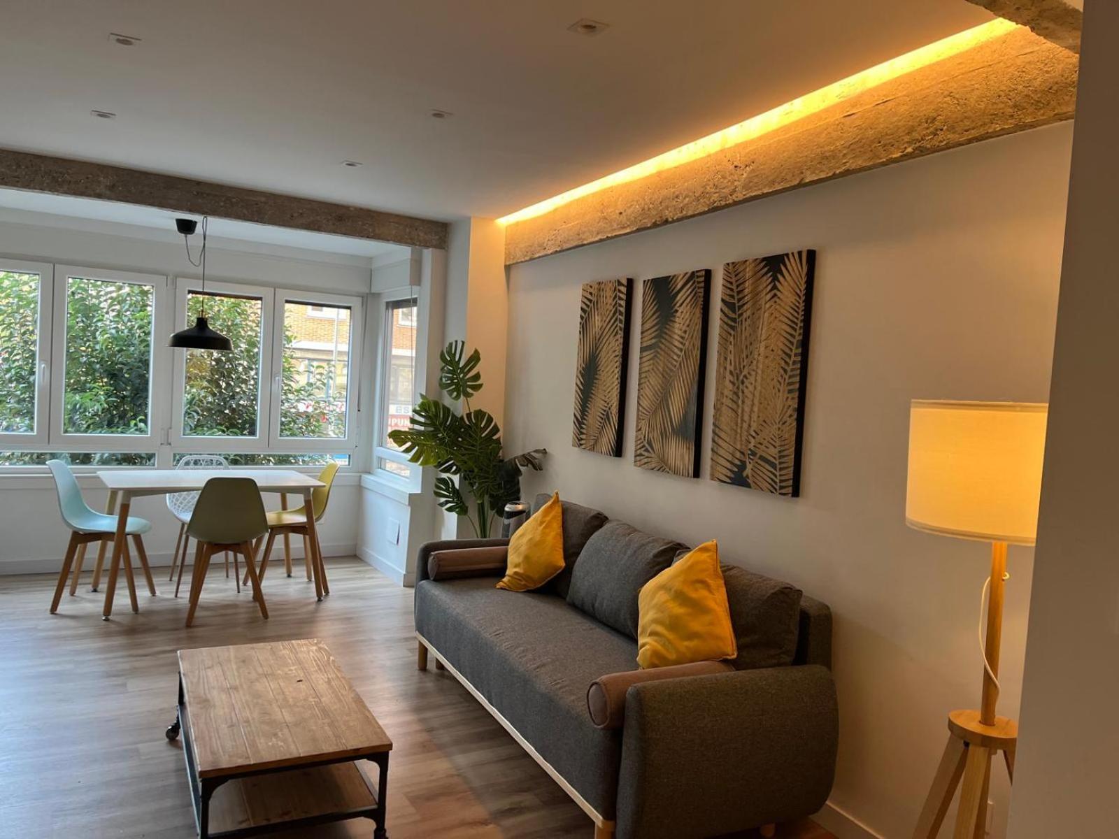 Modern apartment self check in bilbao center