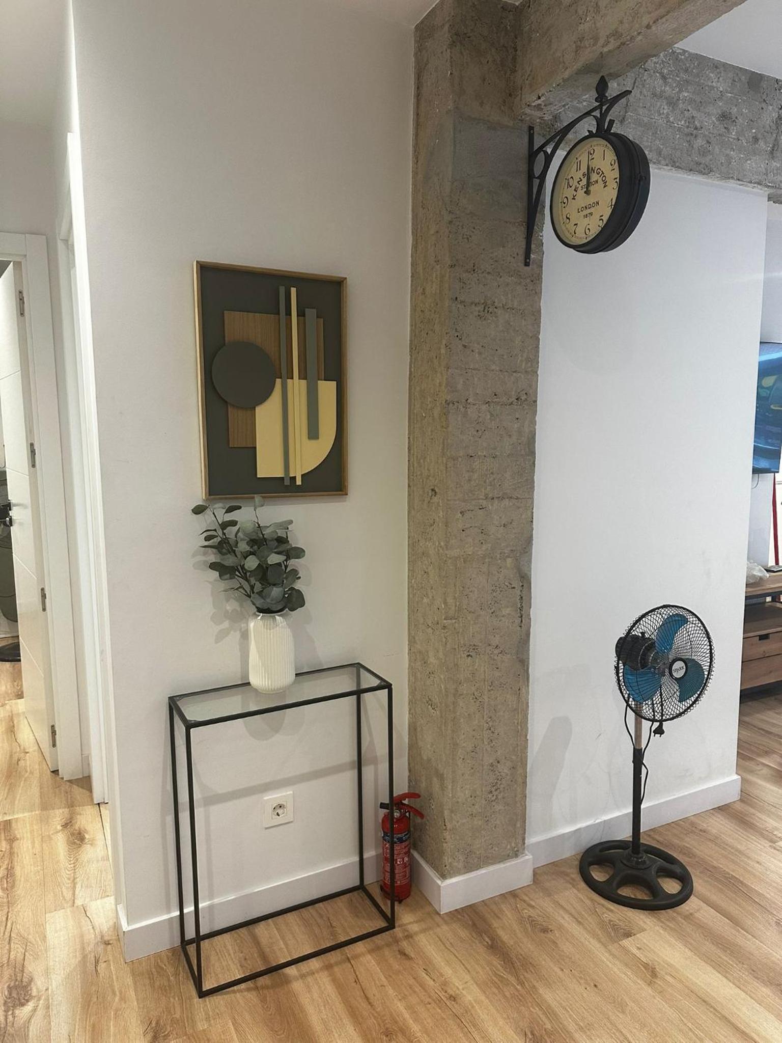 Modern apartment self check in bilbao center