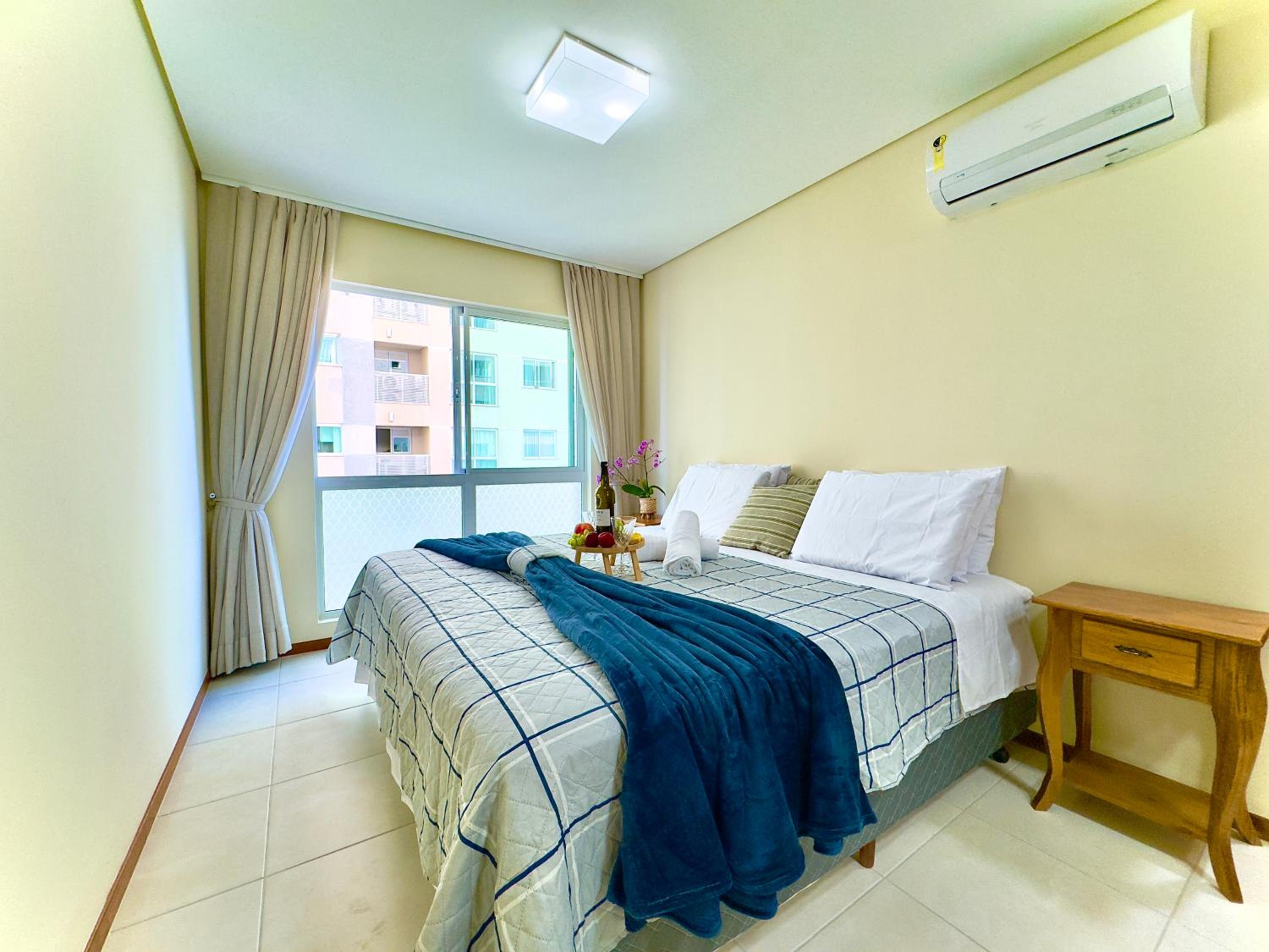 Apto Frente Mar Bali Beach Home Club 3 Quartos Climatizados Cozinha Completa Sacada com Churrasqueira 2 Vagas de Garagem Piscina borda infinita Sauna Acade