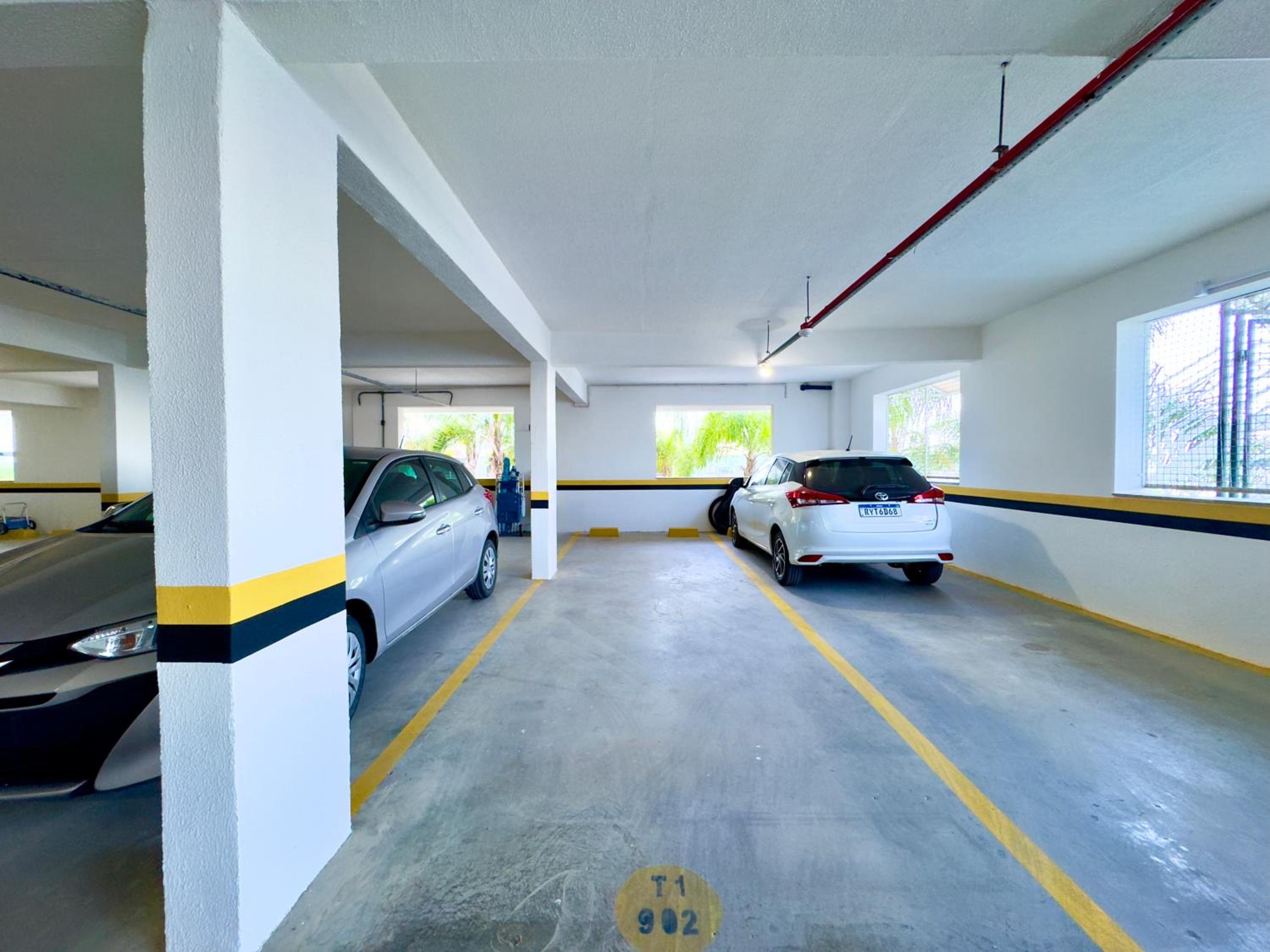 Apto Frente Mar Bali Beach Home Club 3 Quartos Climatizados Cozinha Completa Sacada com Churrasqueira 2 Vagas de Garagem Piscina borda infinita Sauna Acade