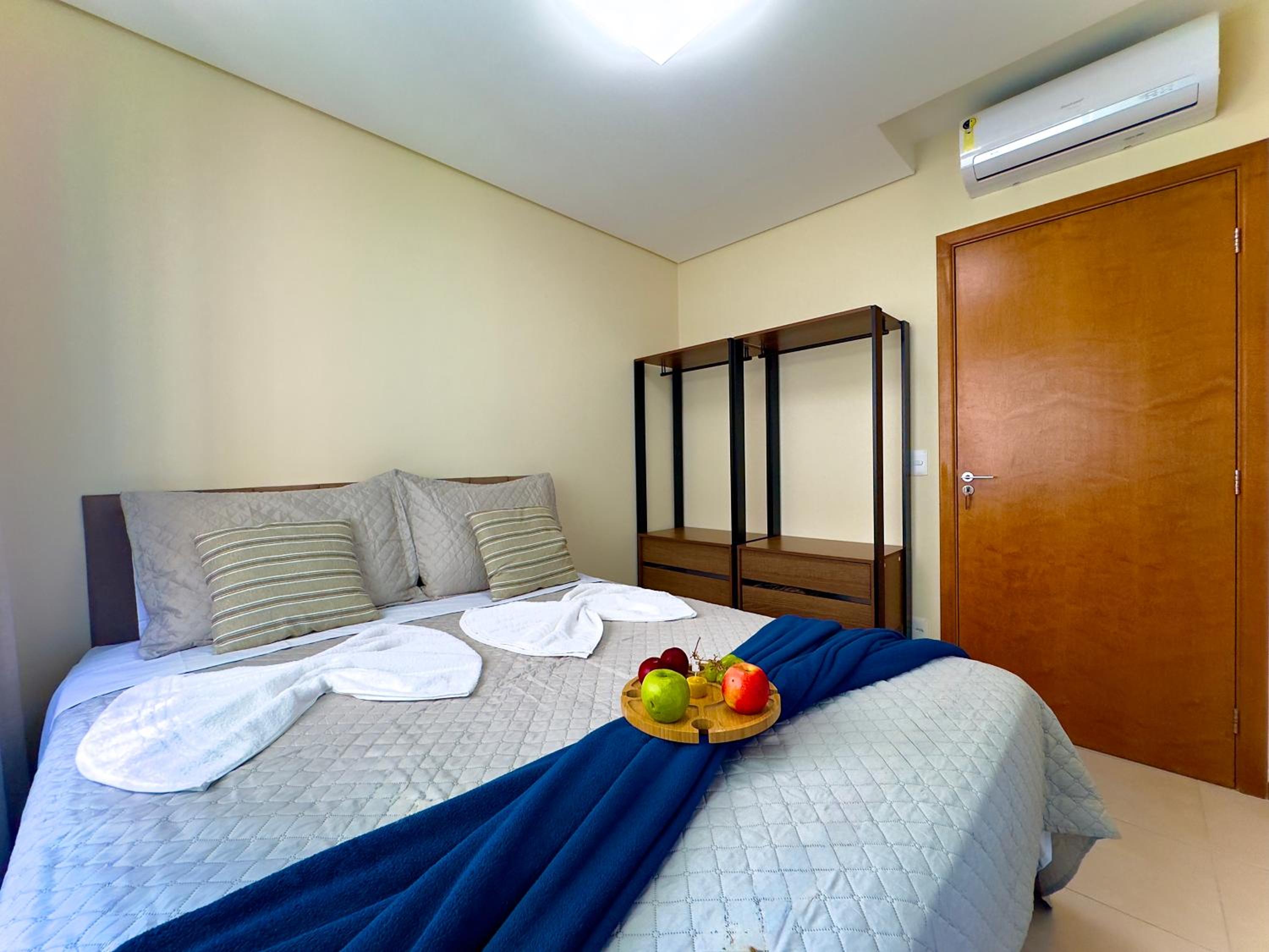 Apto Frente Mar Bali Beach Home Club 3 Quartos Climatizados Cozinha Completa Sacada com Churrasqueira 2 Vagas de Garagem Piscina borda infinita Sauna Acade