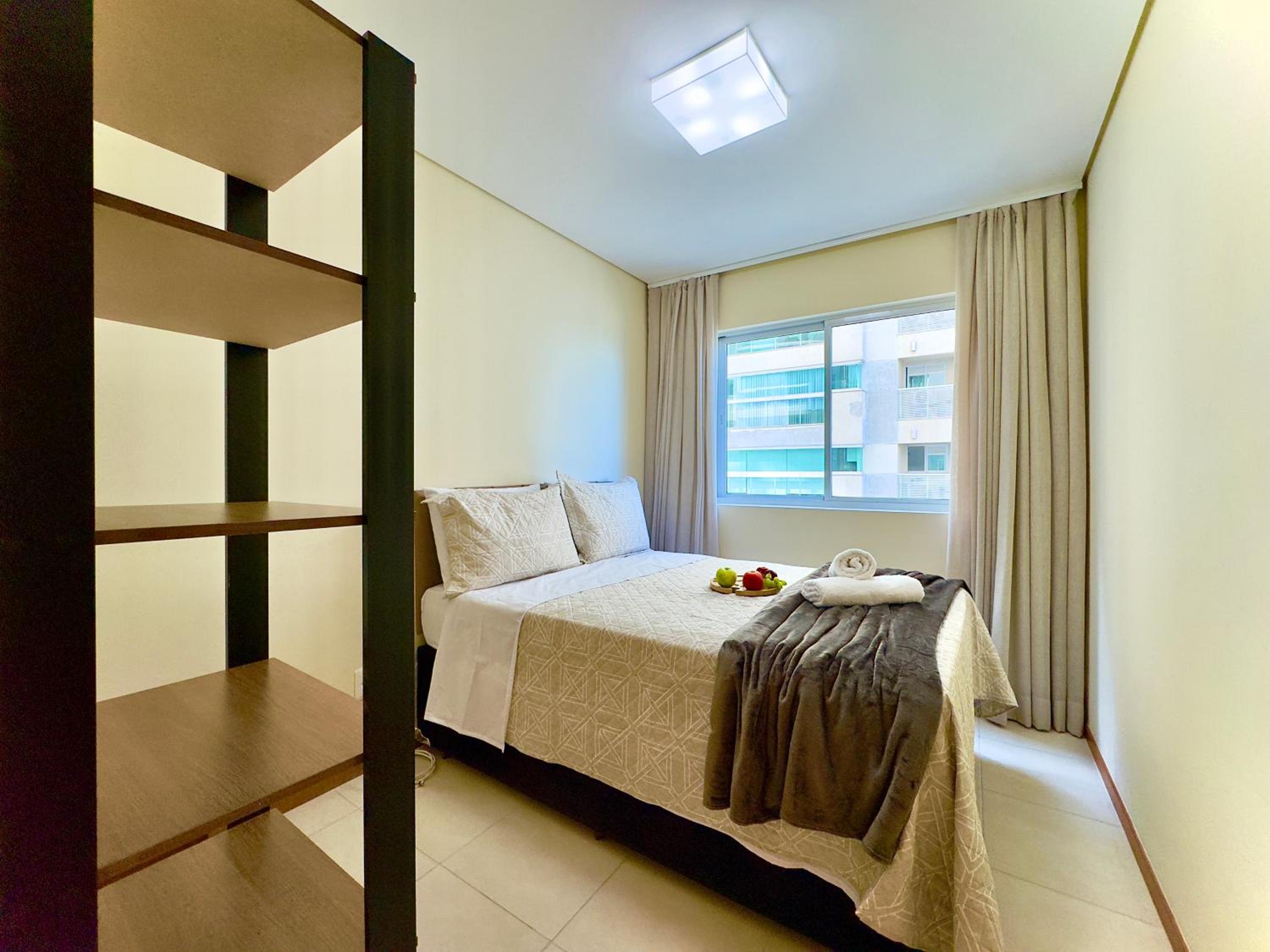 Apto Frente Mar Bali Beach Home Club 3 Quartos Climatizados Cozinha Completa Sacada com Churrasqueira 2 Vagas de Garagem Piscina borda infinita Sauna Acade