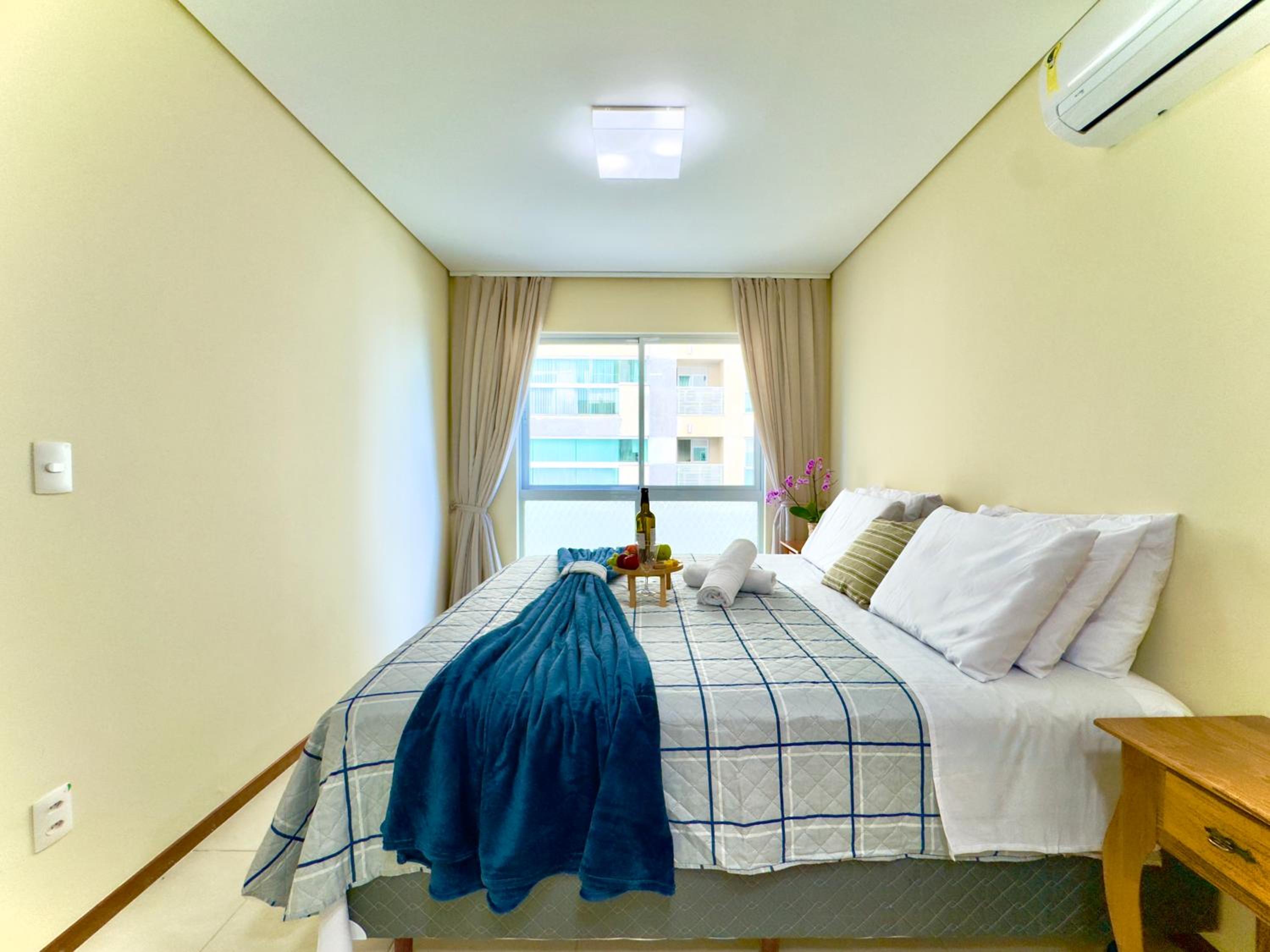 Apto Frente Mar Bali Beach Home Club 3 Quartos Climatizados Cozinha Completa Sacada com Churrasqueira 2 Vagas de Garagem Piscina borda infinita Sauna Acade