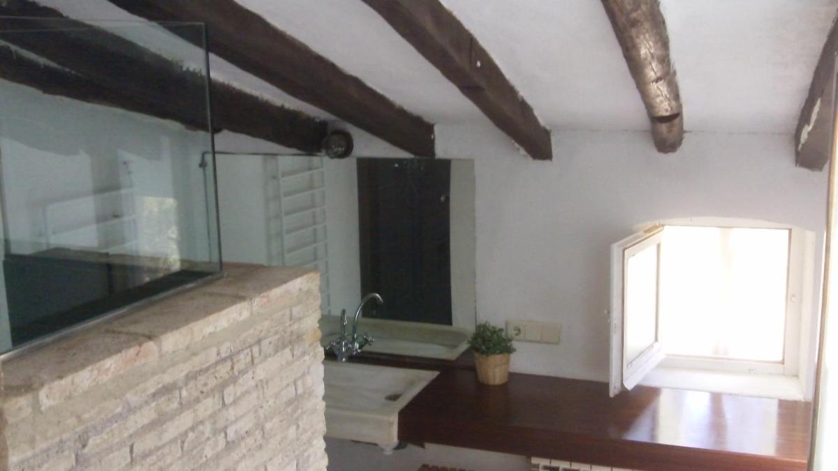 Photo 32