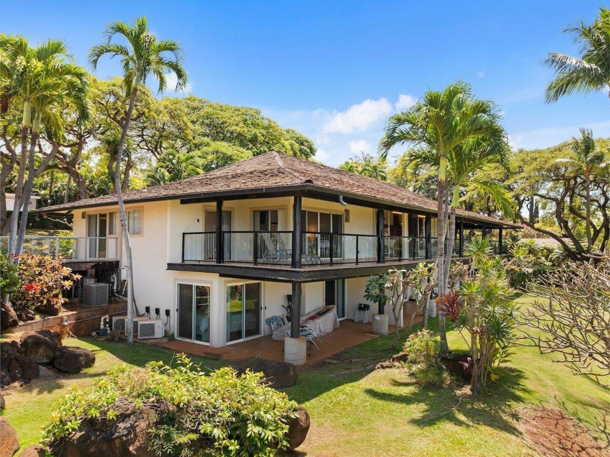 Hale Kalapu · Large Home 180° Ocean Views Walk2Beach Hale Kalapu